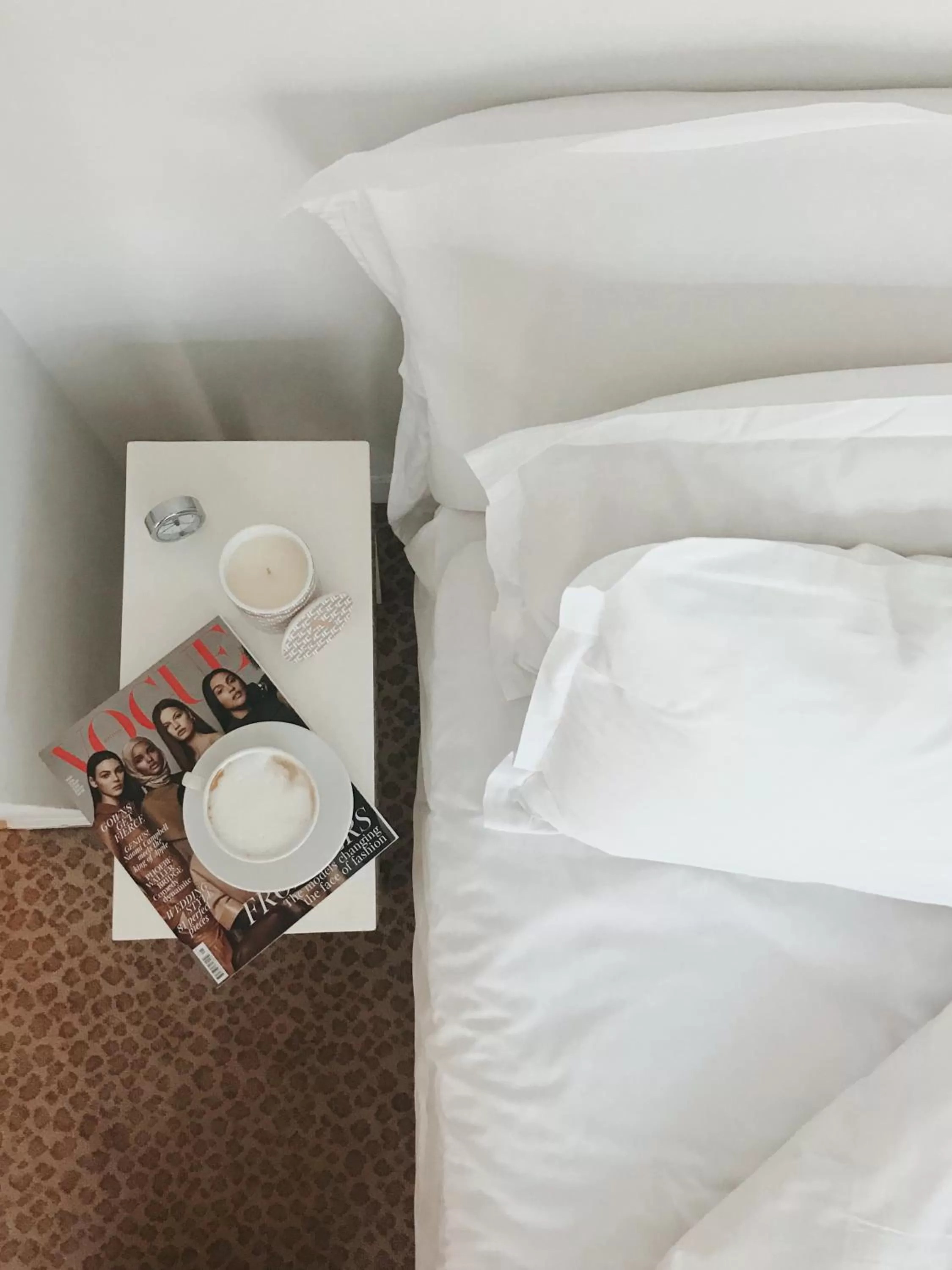 Bedroom, Bed in St Martins Lane London