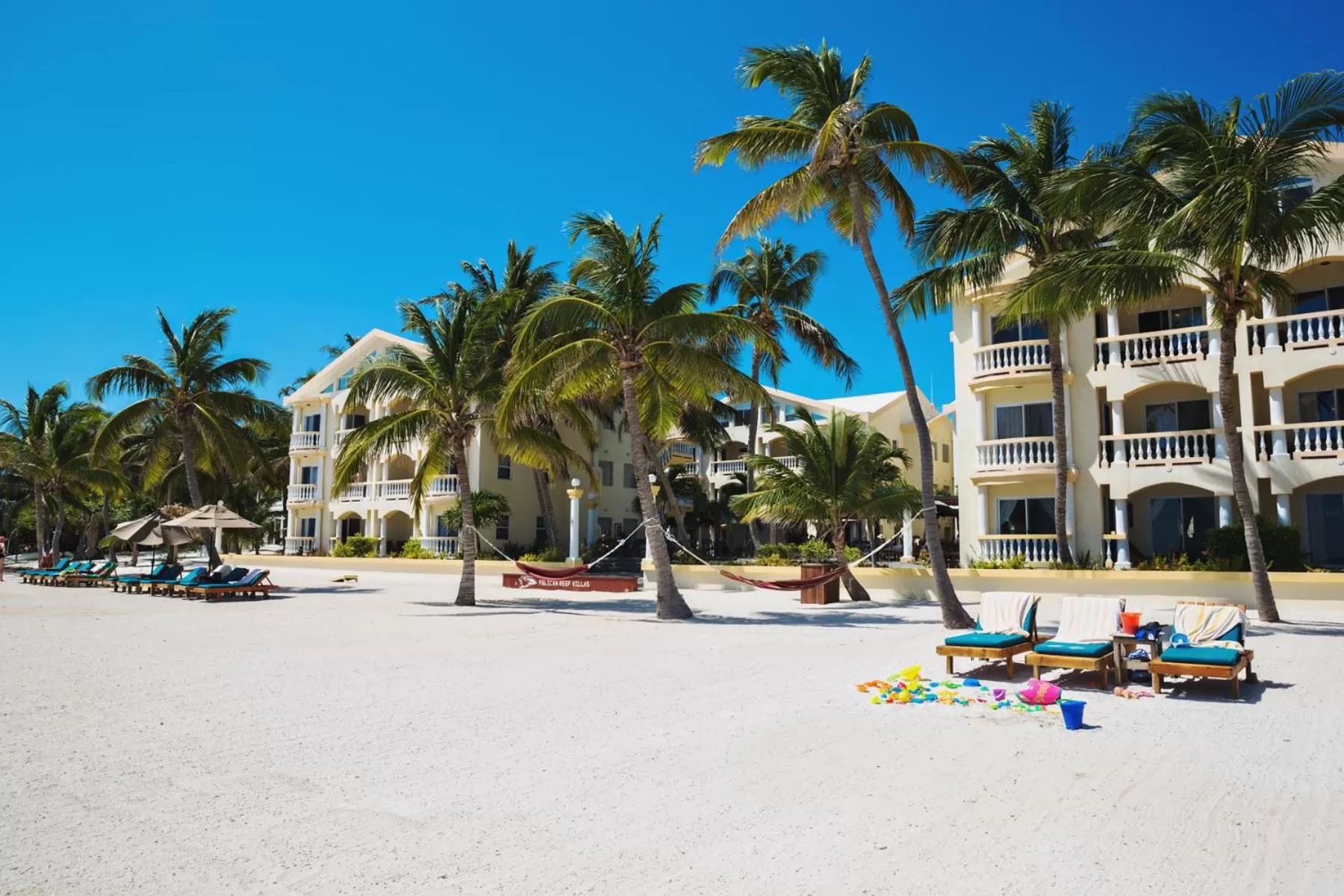 Property building in Pelican Reef Villas Resort