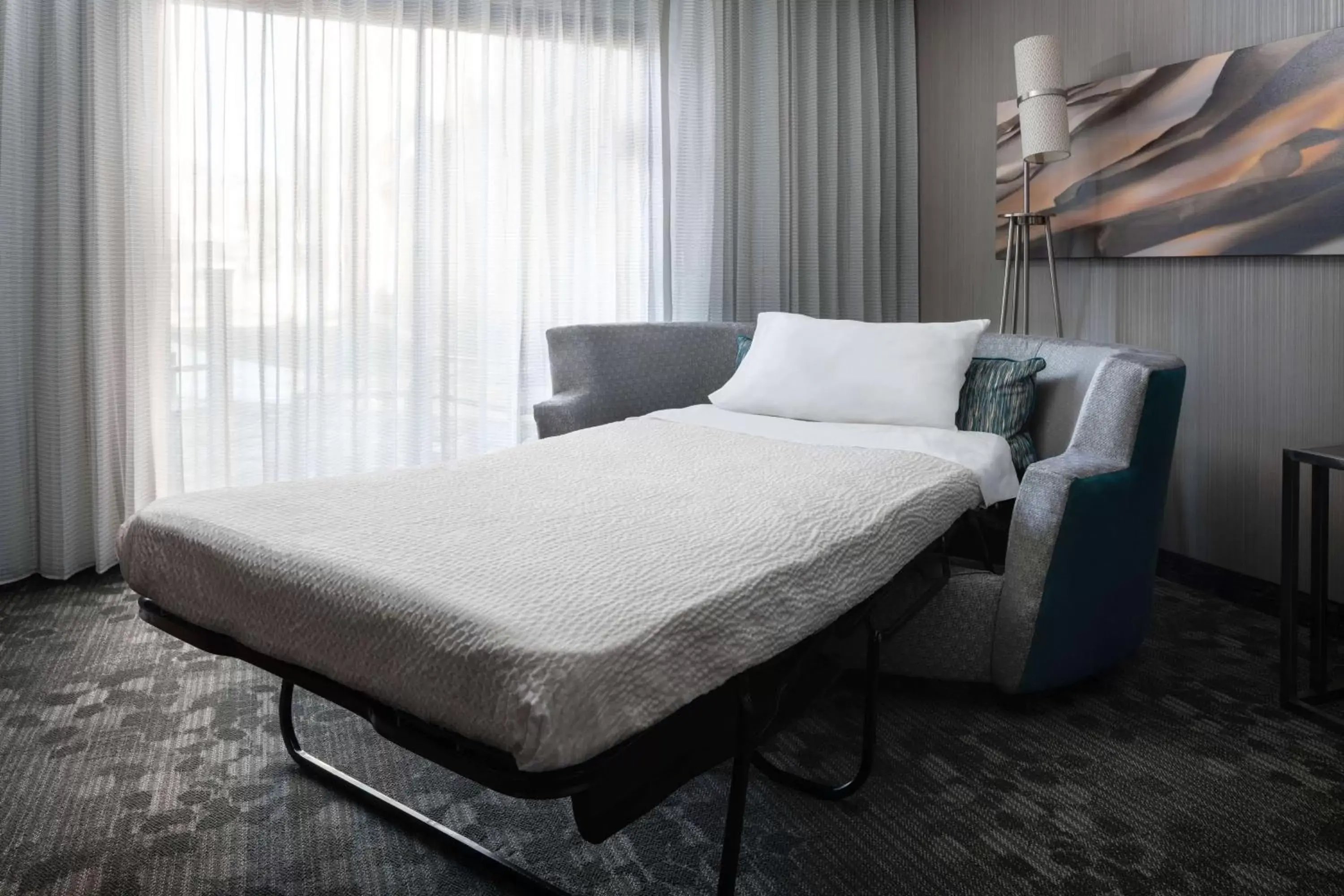 Bed in Sonesta Select Phoenix Camelback Bed in Sonesta Select Phoenix Camelback