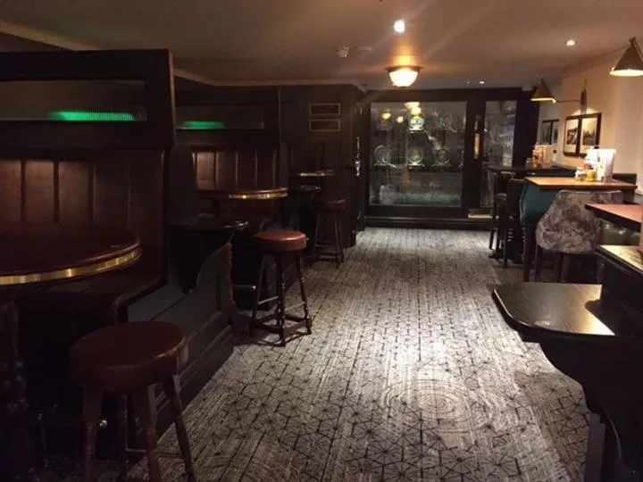 Food and drinks, Restaurant/Places to Eat in The George Hotel