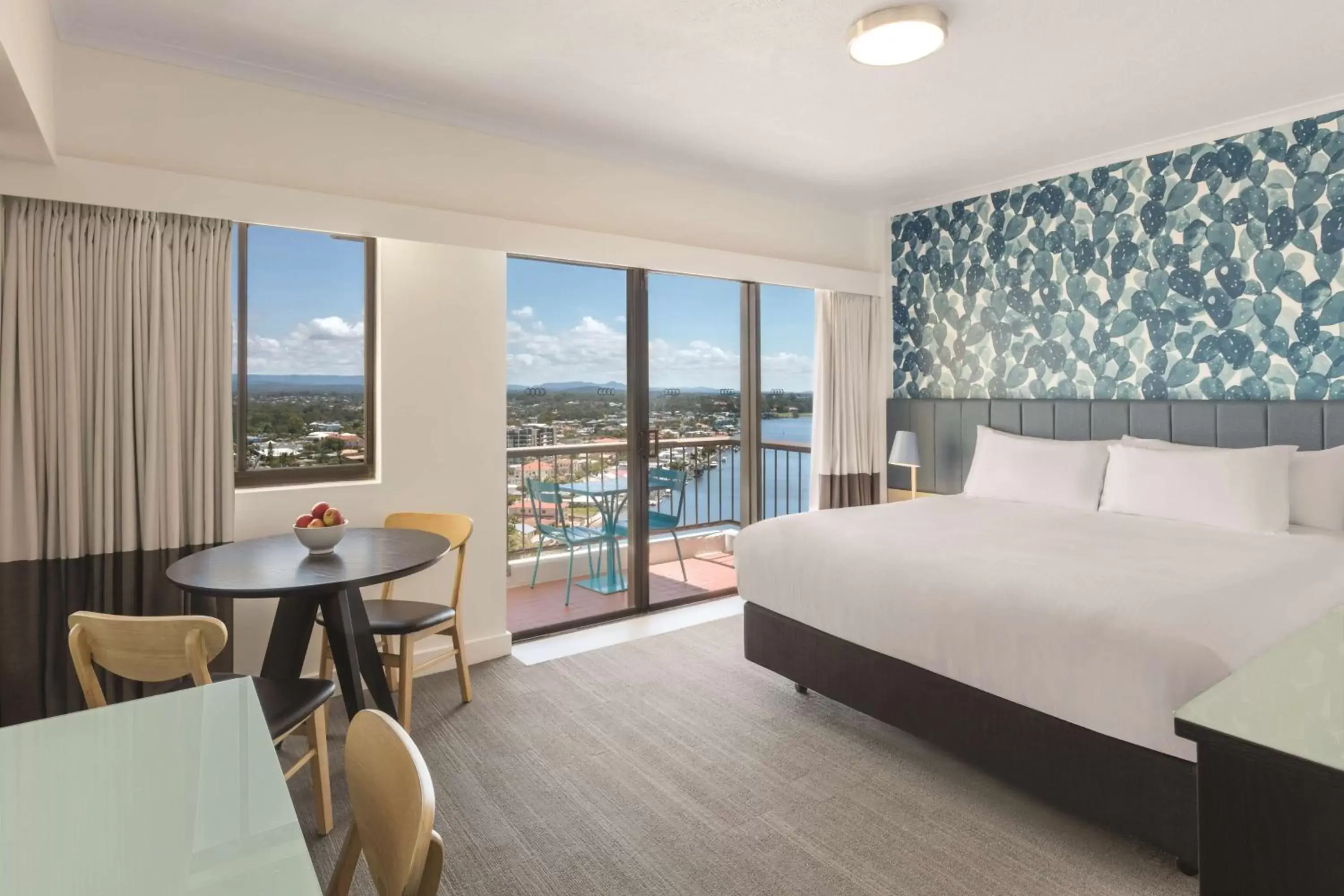 Bedroom in Vibe Hotel Gold Coast