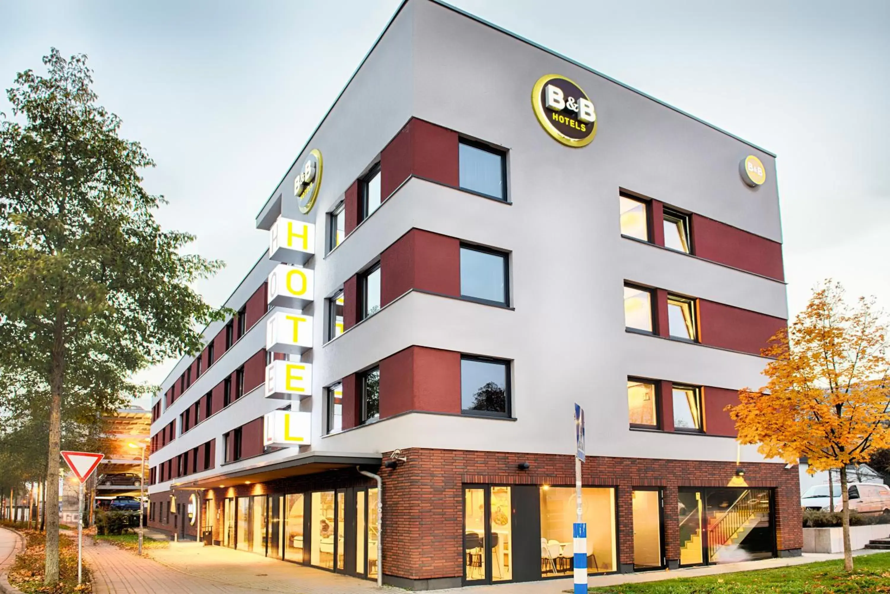 Property Building in B&B Hotel Kaiserslautern