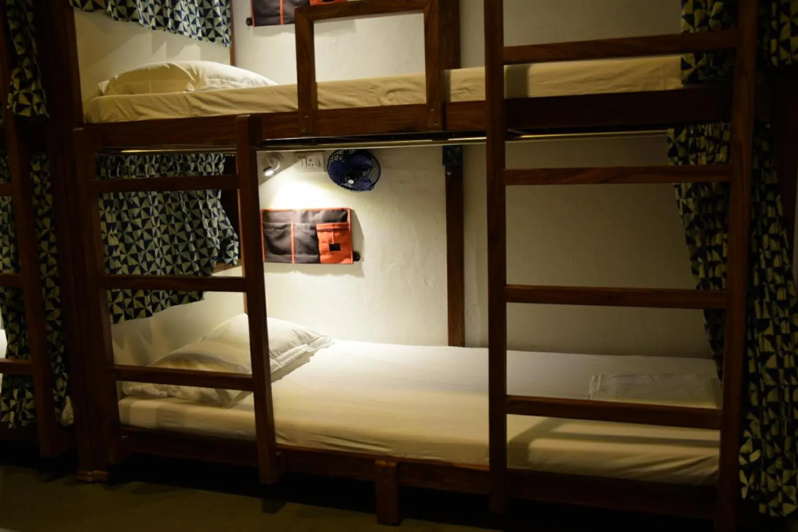 bunk bed, Bed in Jaipur Jantar Hostel