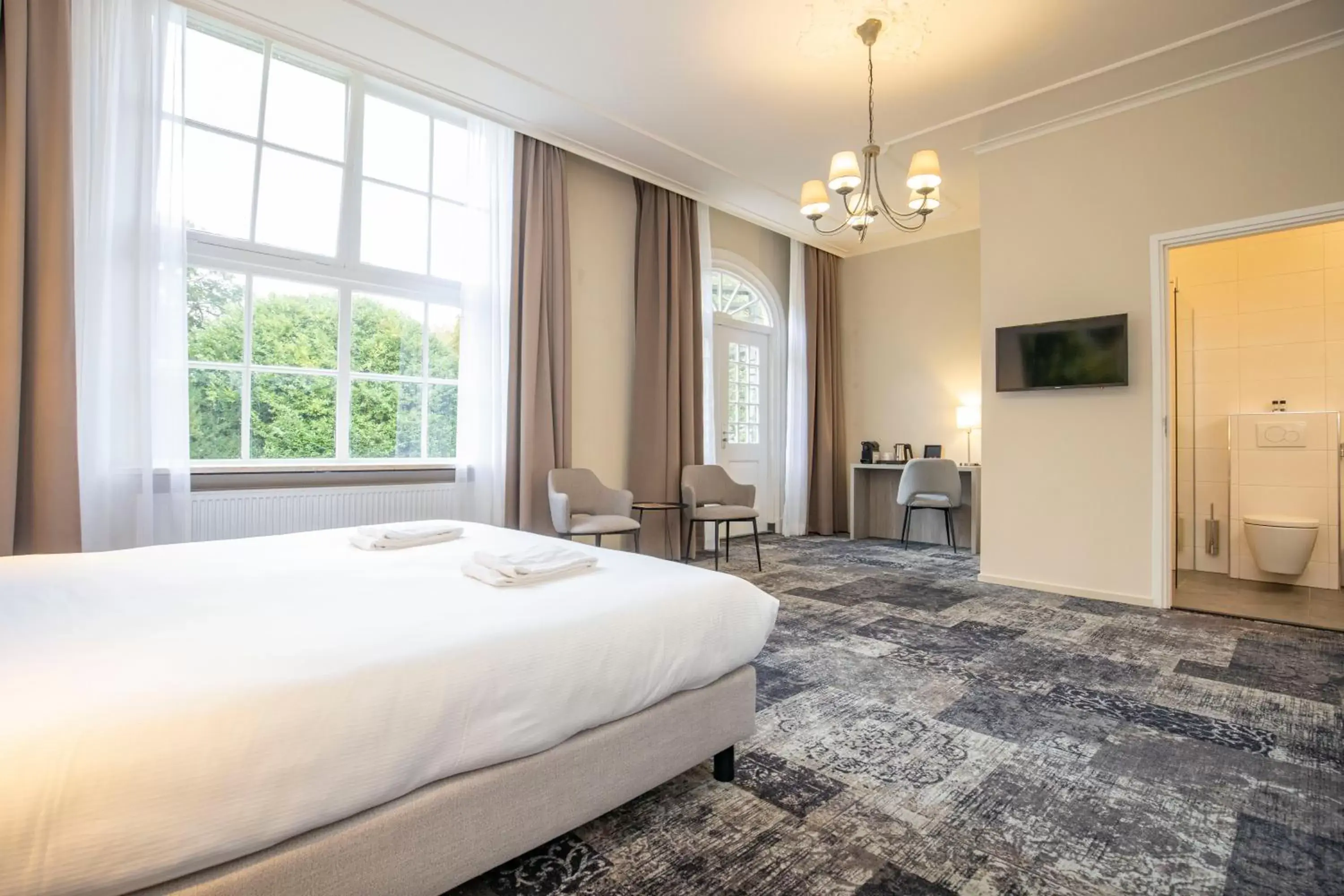 Bedroom in Fletcher Hotel Landgoed Huis te Eerbeek