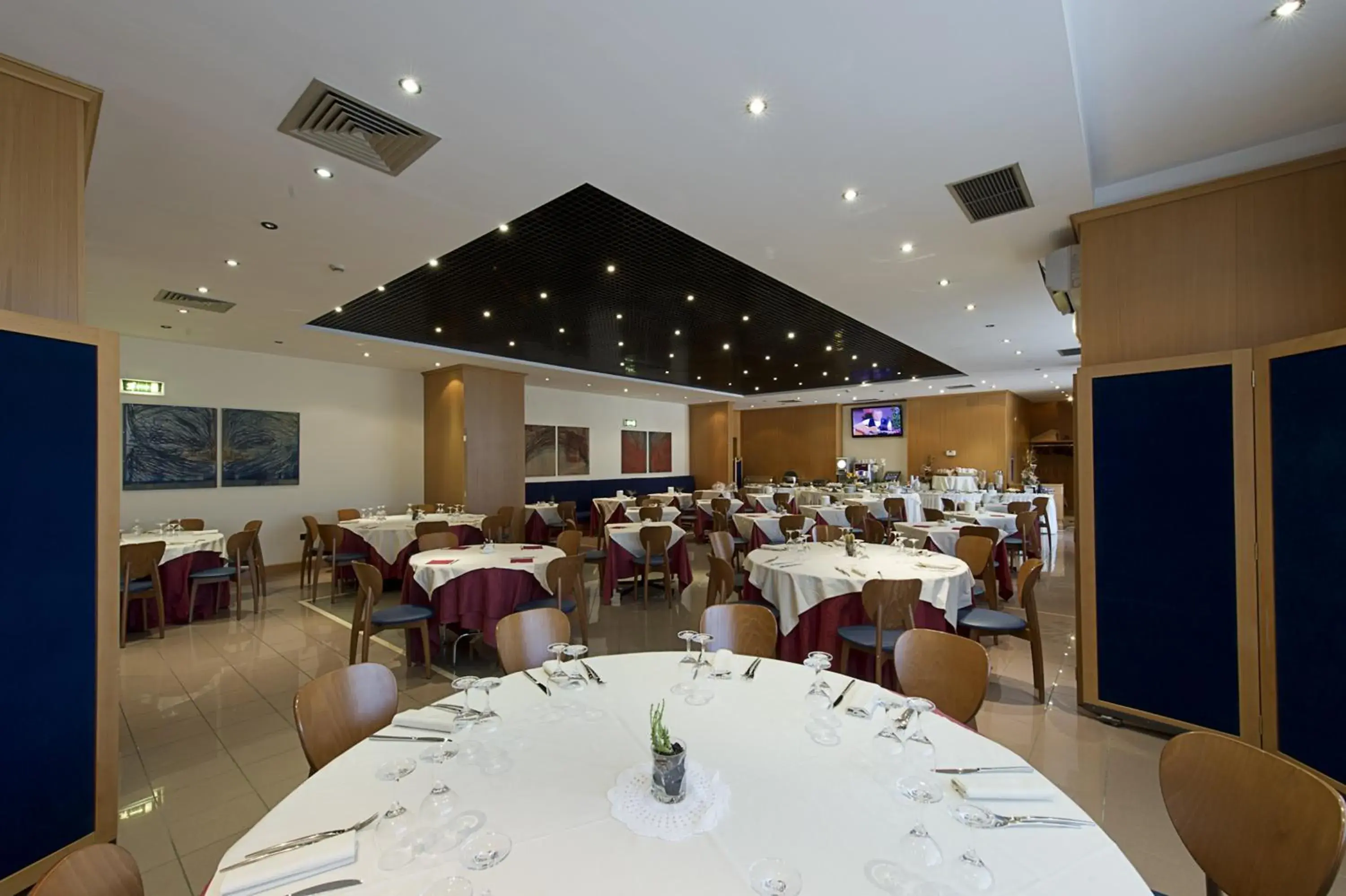 Restaurant/places to eat in Classic Hotel Tulipano Restaurant/places to eat in Classic Hotel Tulipano