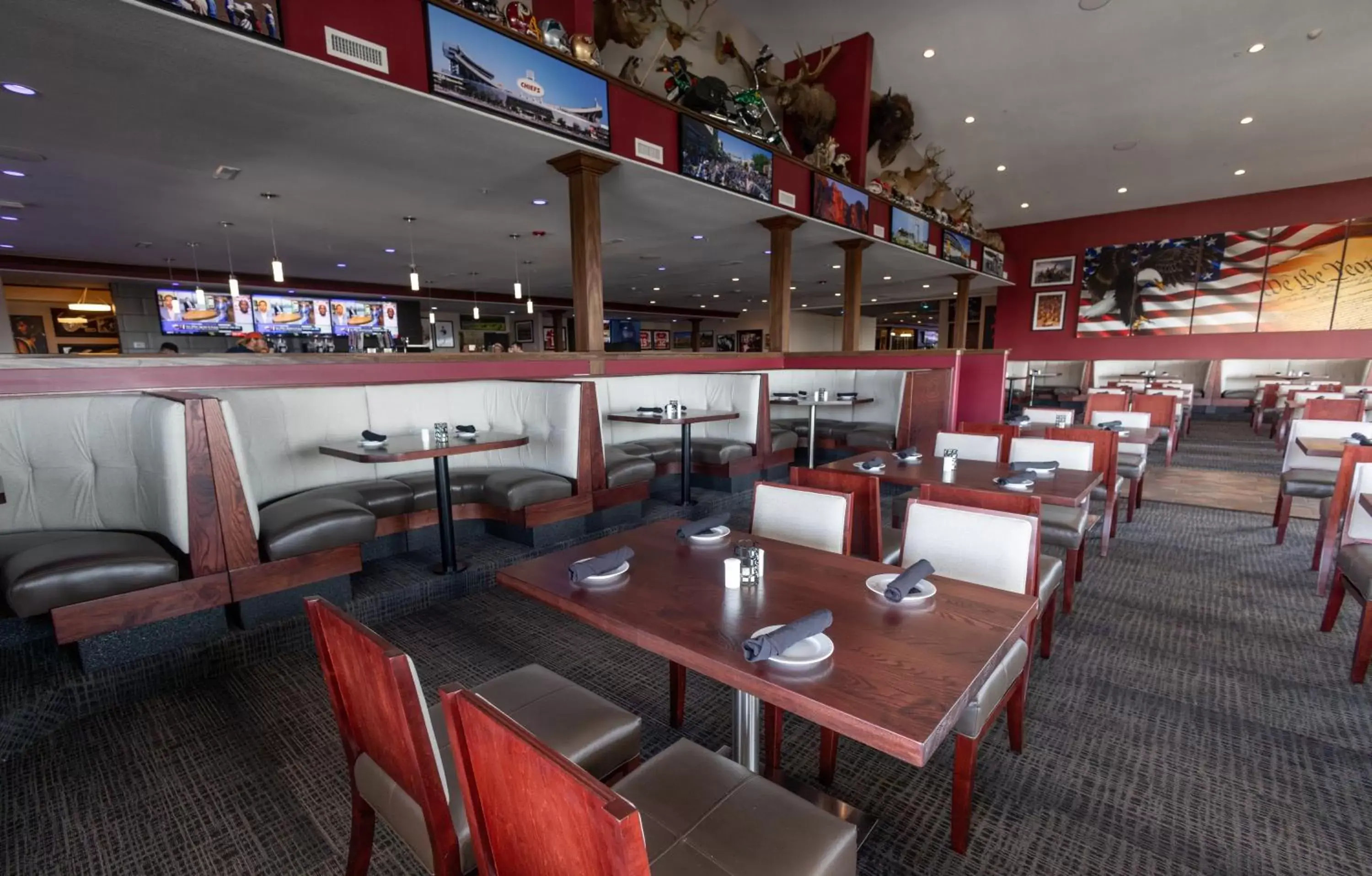 Restaurant/places to eat in The Resort at Lake of the Ozarks Restaurant/places to eat in The Resort at Lake of the Ozarks