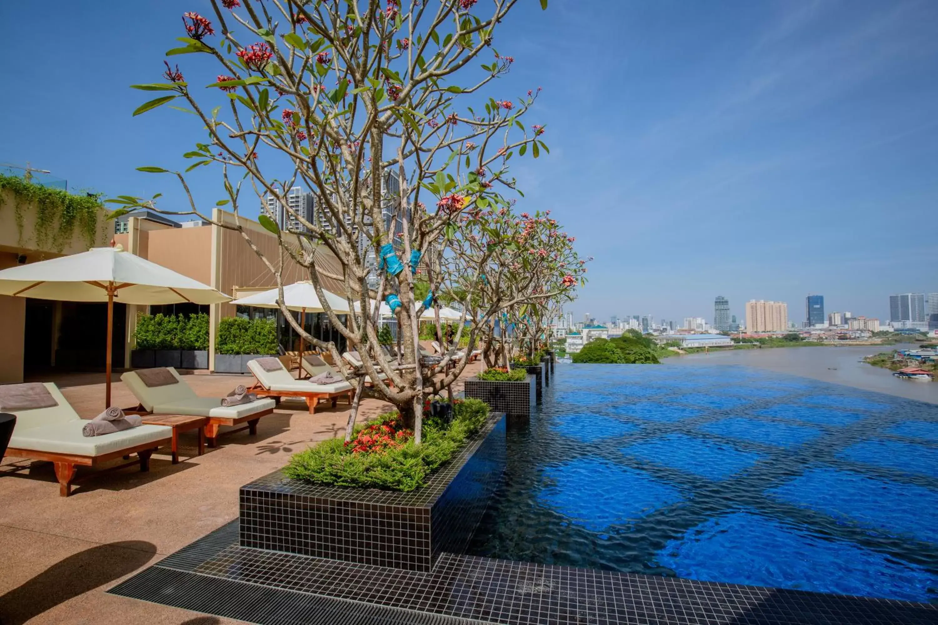 Swimming pool in SUN & MOON, Riverside Hotel Swimming pool in SUN & MOON, Riverside Hotel