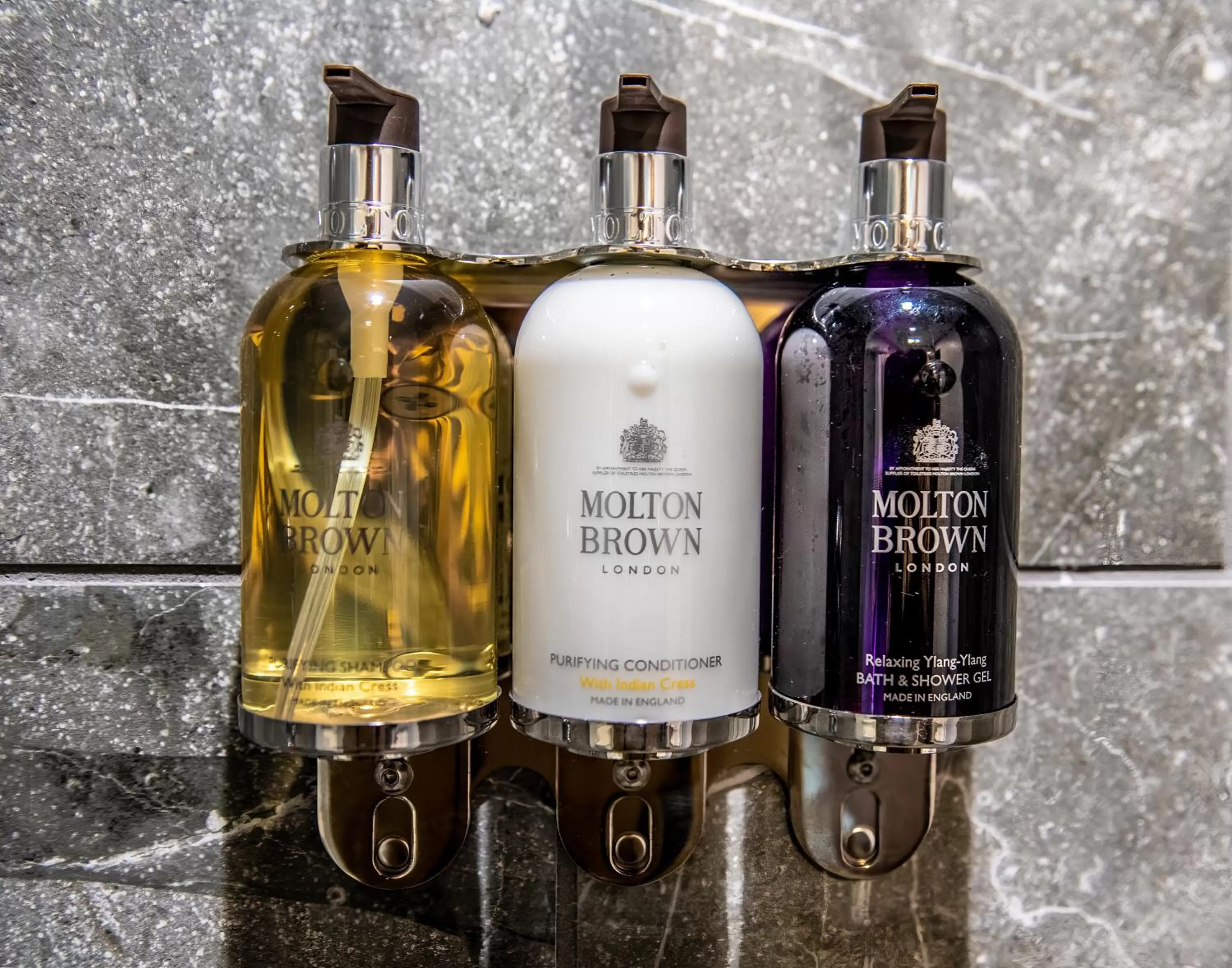 Bathroom in Oaks on the River