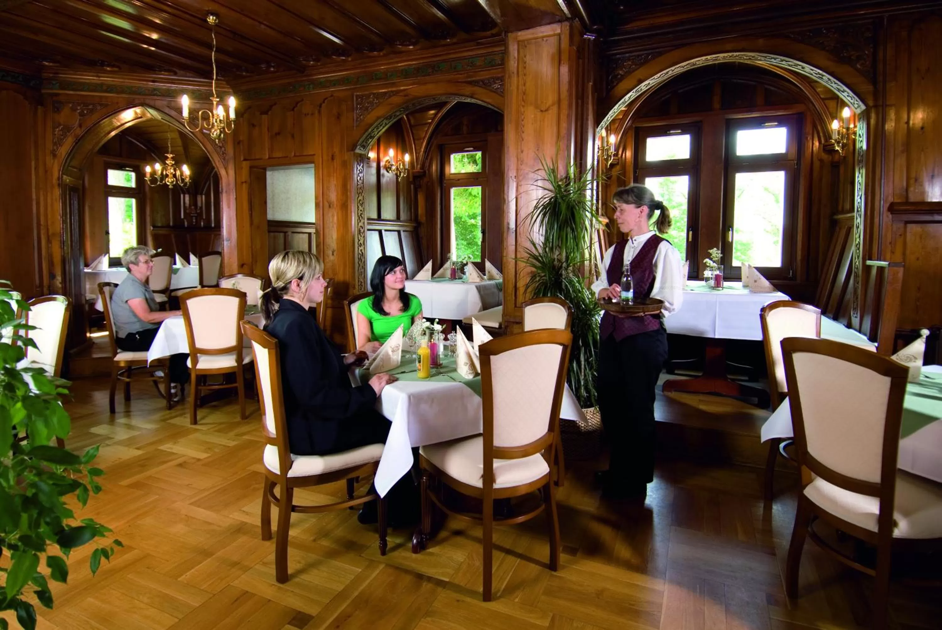 Staff in Haus Hainstein