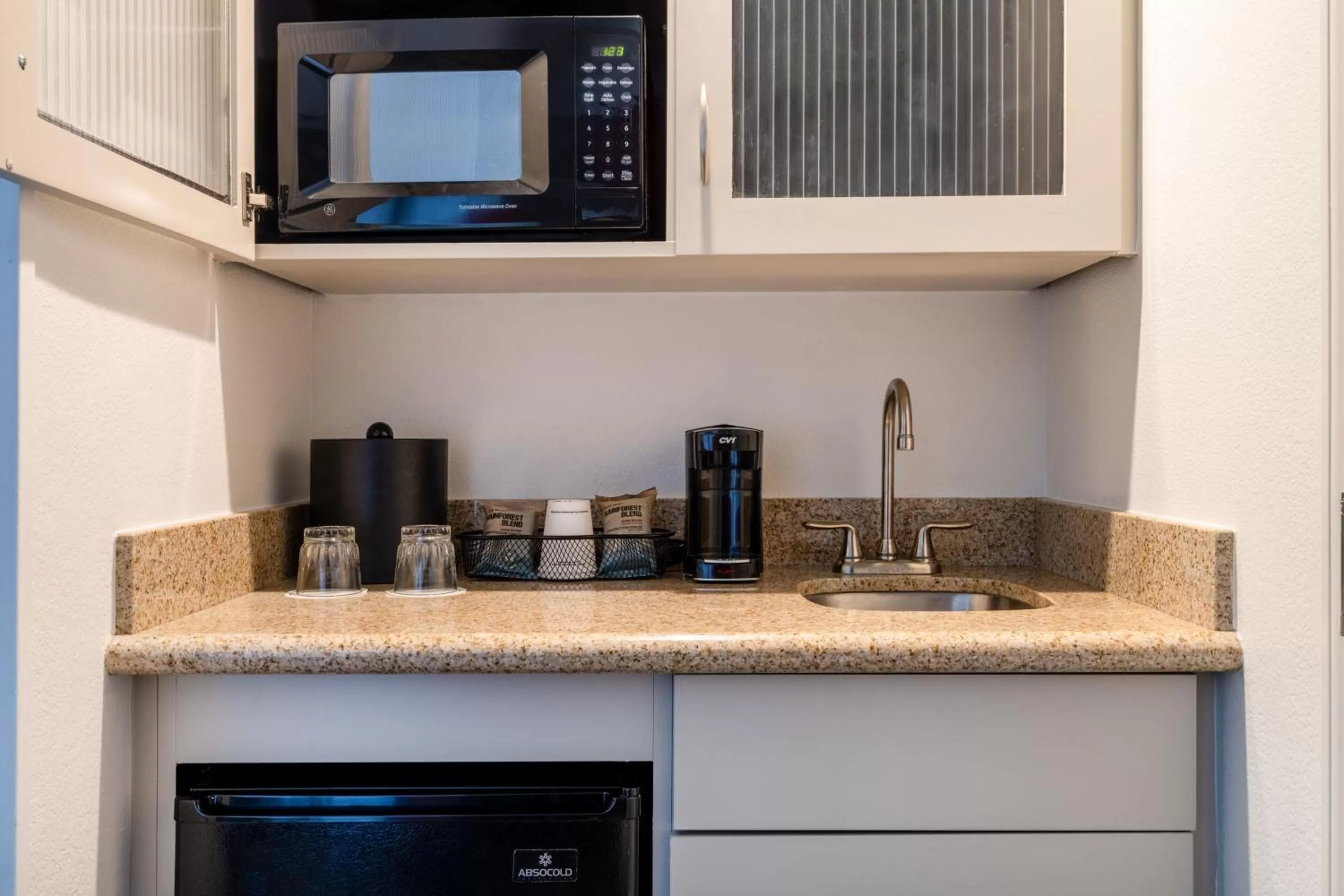 Kitchen or kitchenette in SpringHill Suites by Marriott Colorado Springs South