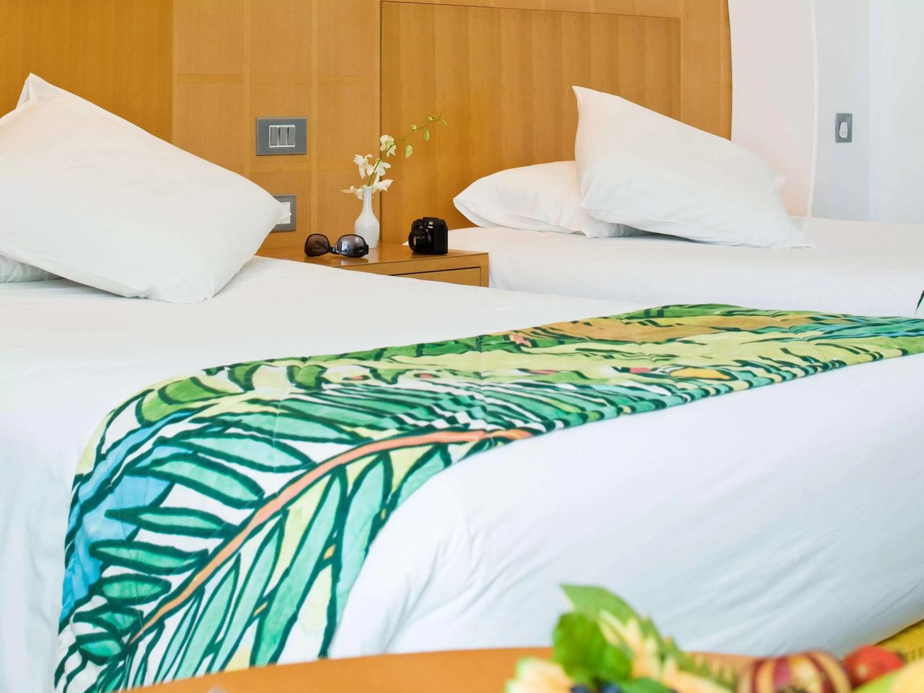 Photo of the whole room, Bed in Oryx Grand Hotel Jebel Hafeet