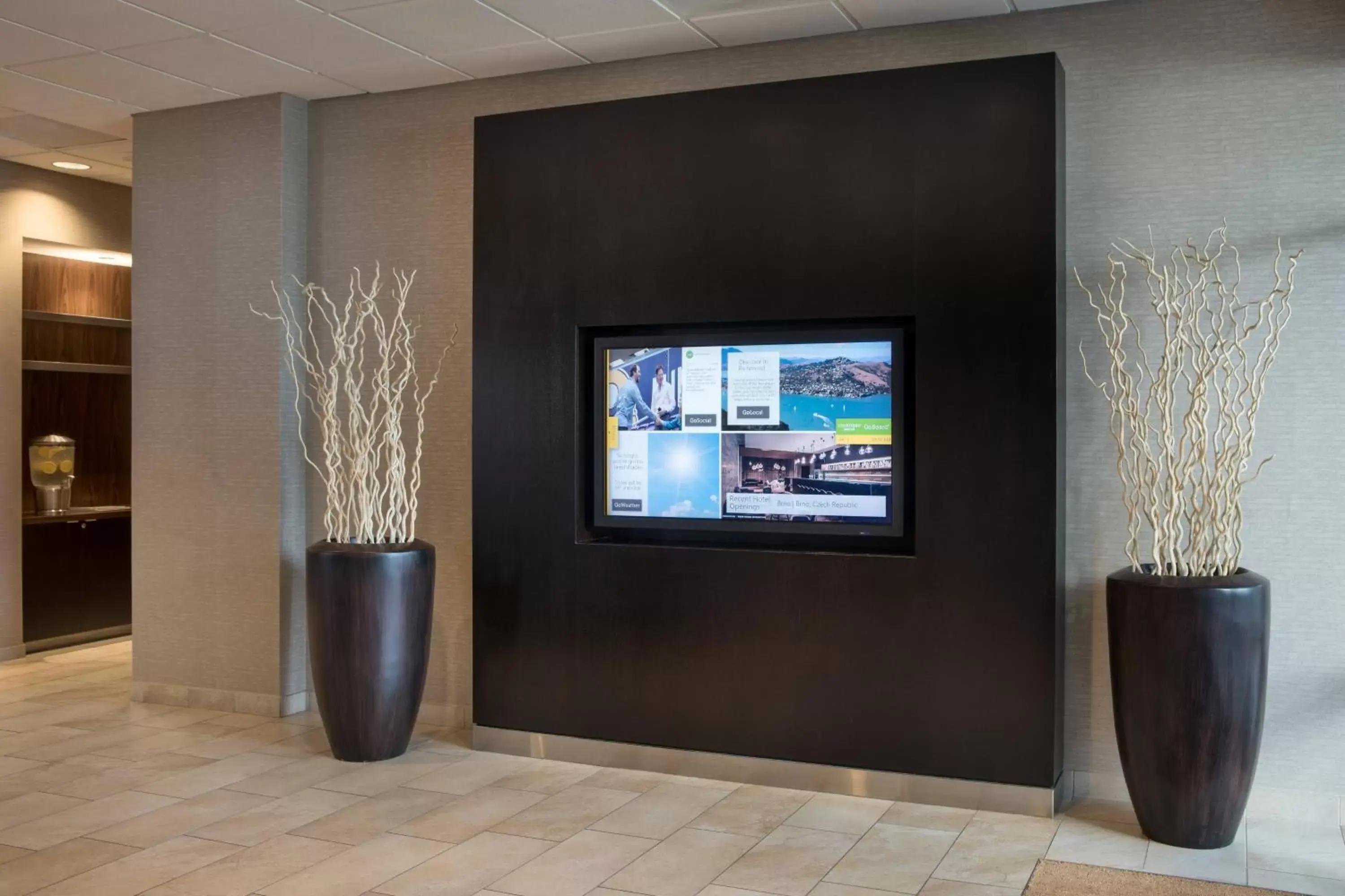 Other, TV/Entertainment Center in Courtyard by Marriott Richmond Berkeley