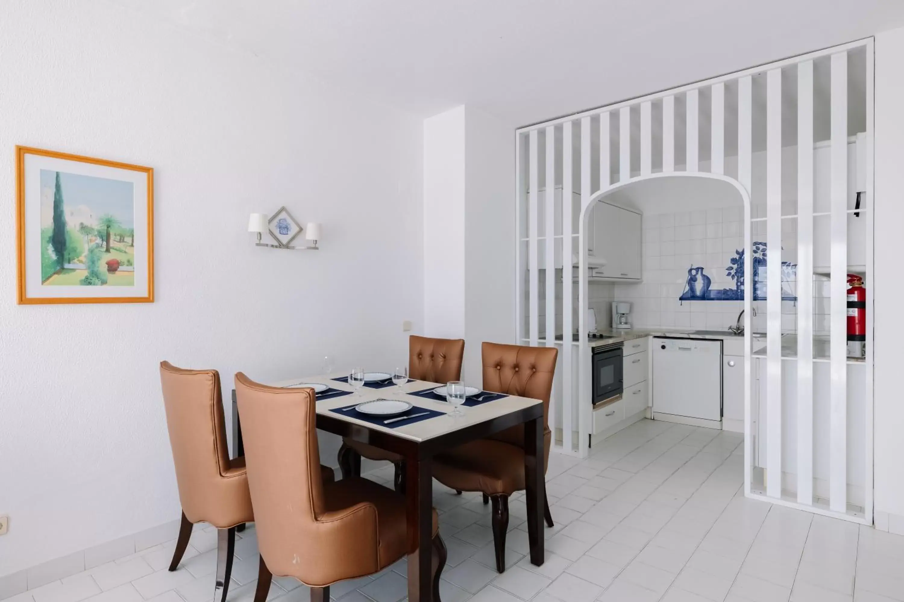 Kitchen or kitchenette, Dining Area in Grand Muthu Oura View Beach Club