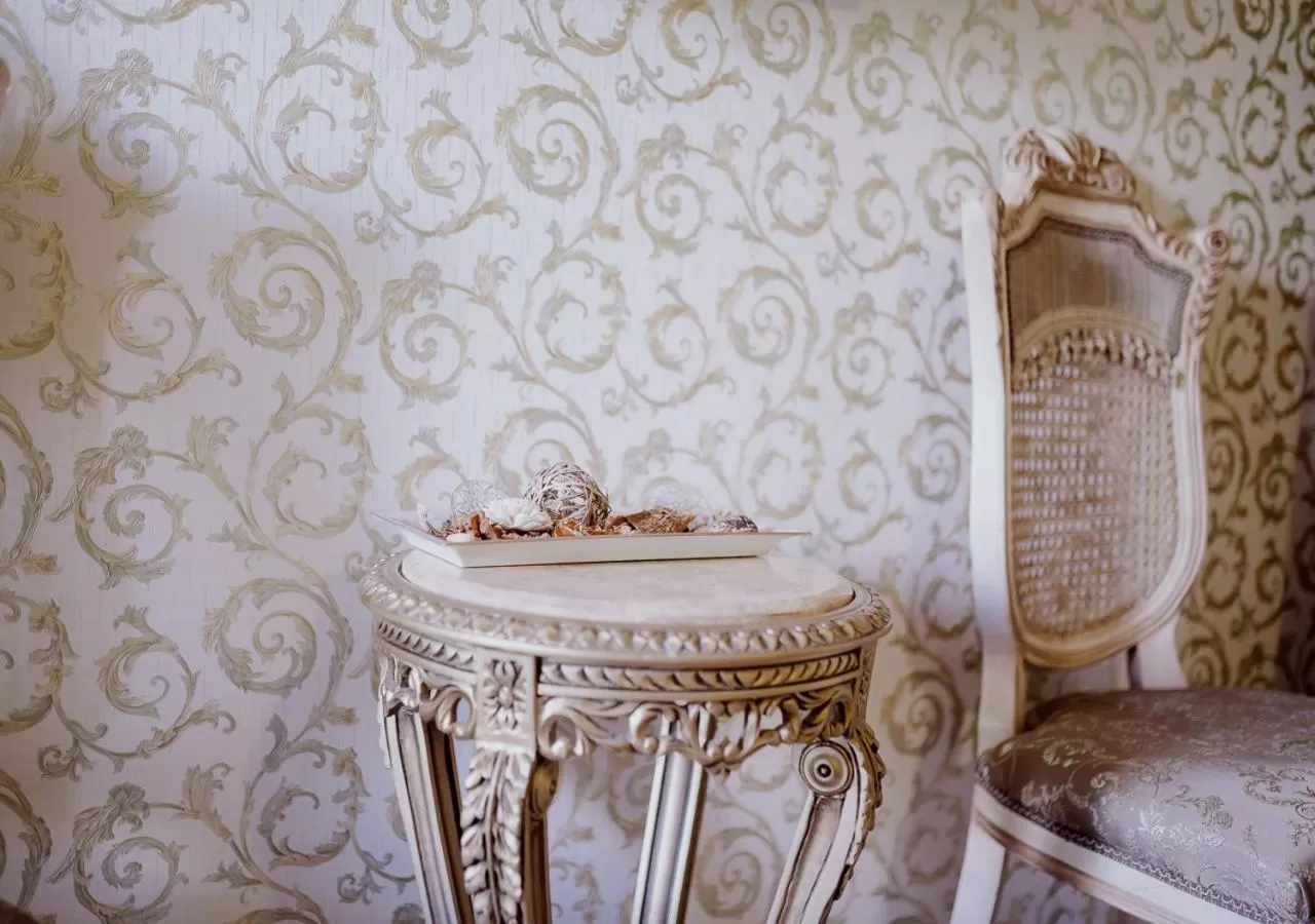 Seating area in ROH Suites