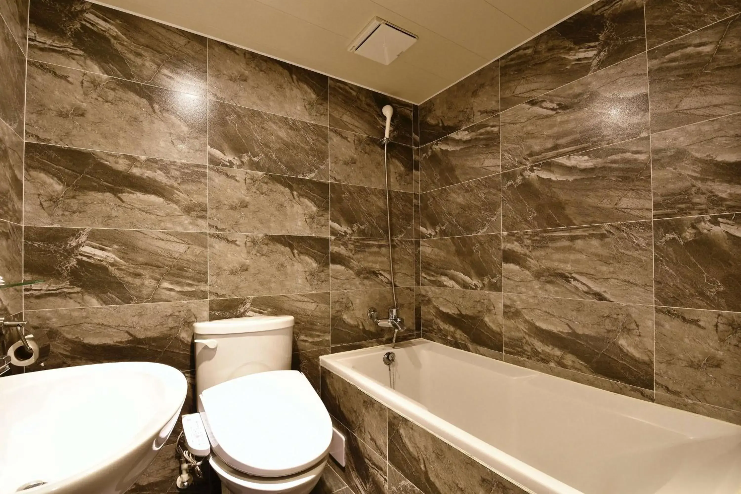 Bathroom in Goldenhome Hotel