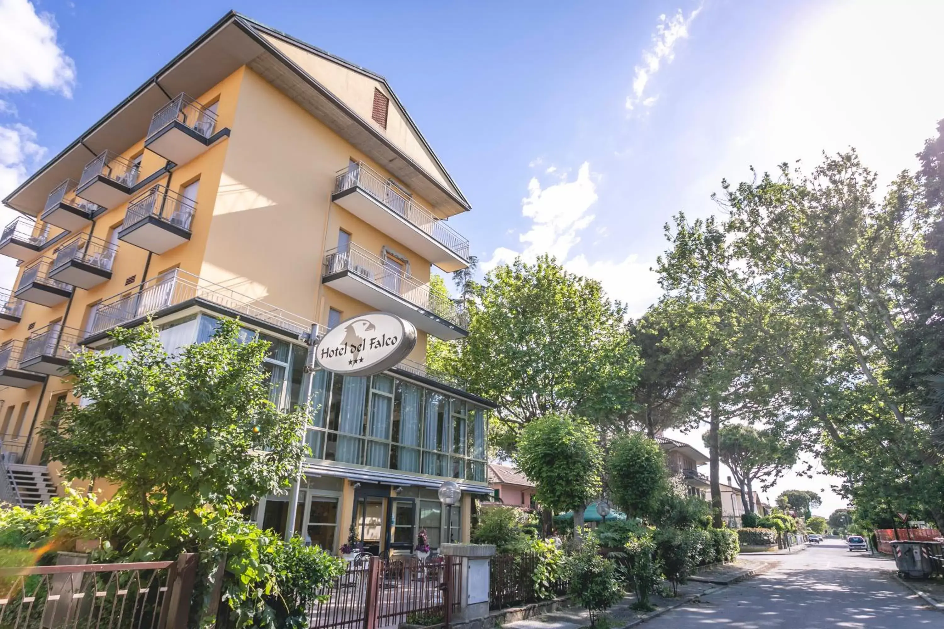 Facade/entrance, Property Building in Hotel del Falco