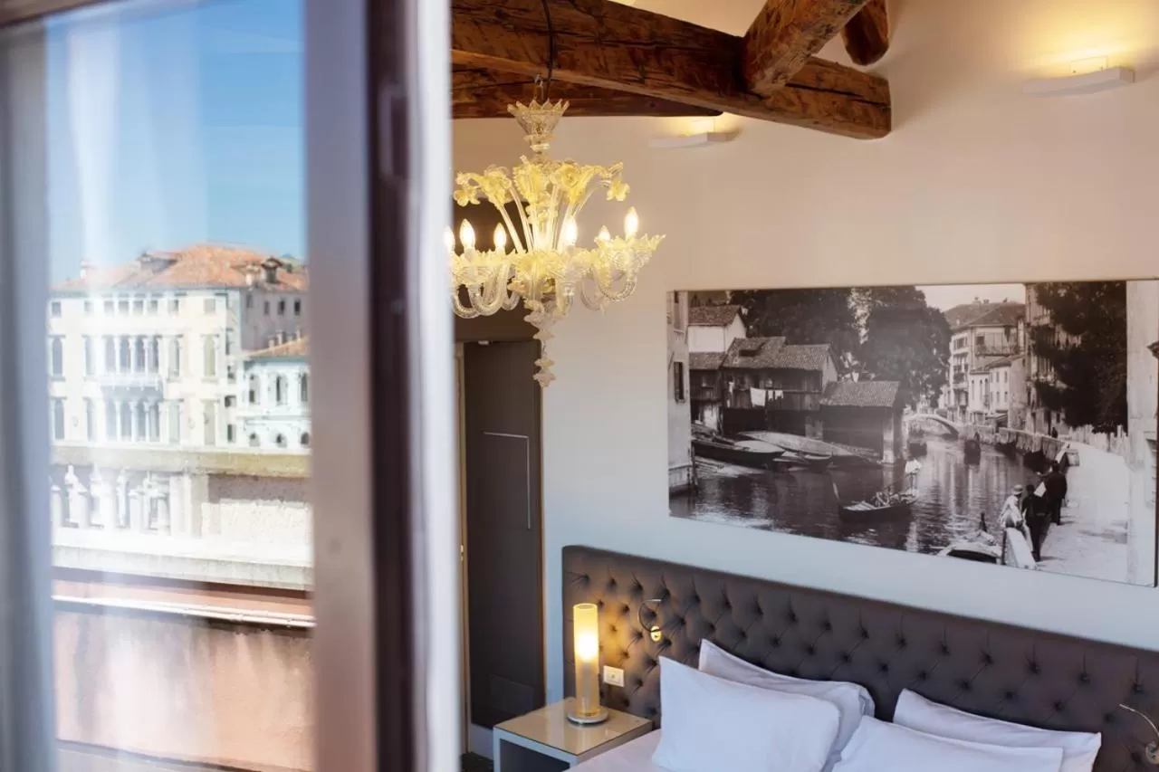 Bed in Palazzo Barocci