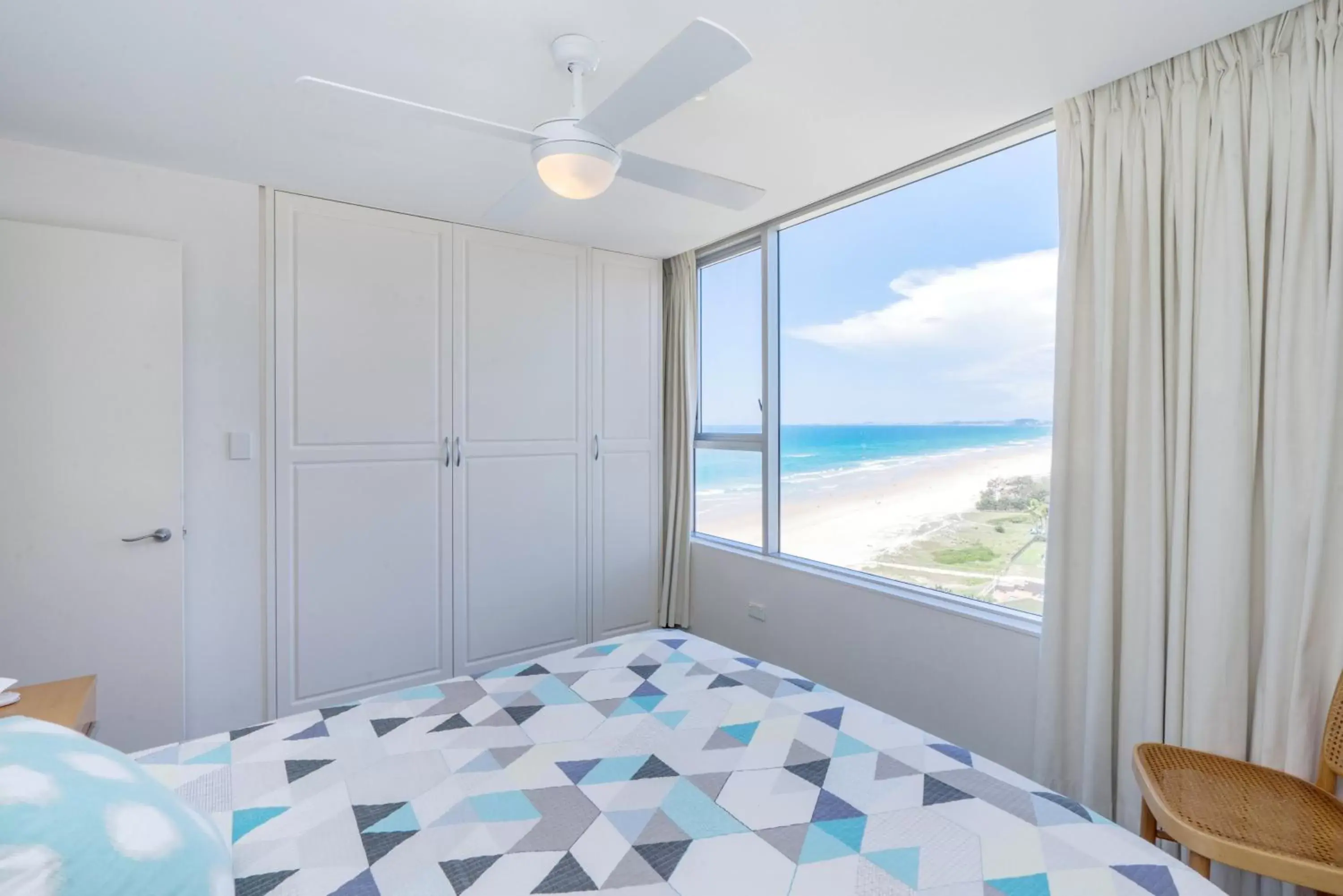 Bed in One The Esplanade Apartments on Surfers Paradise