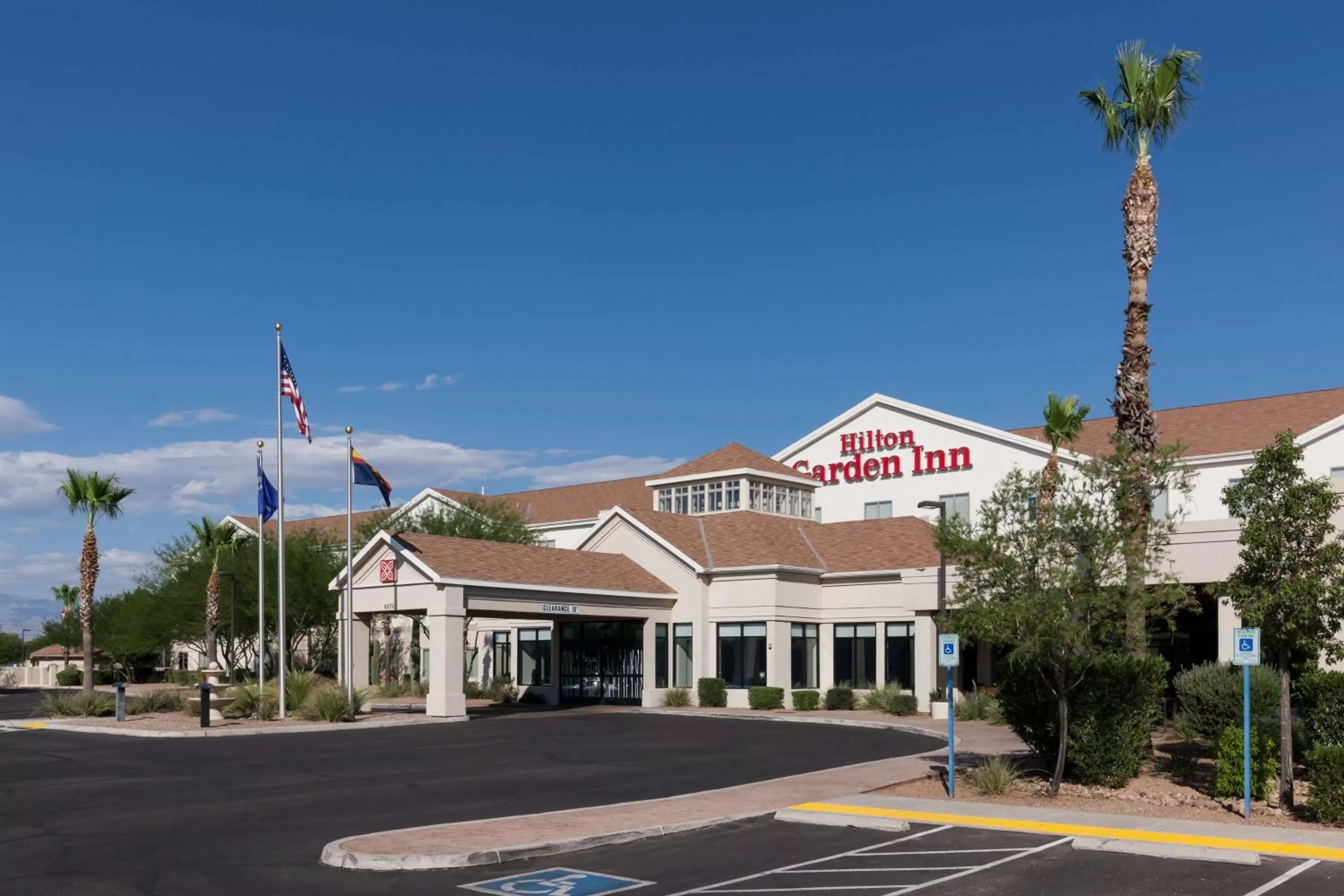 Property building in Hilton Garden Inn Tucson Airport