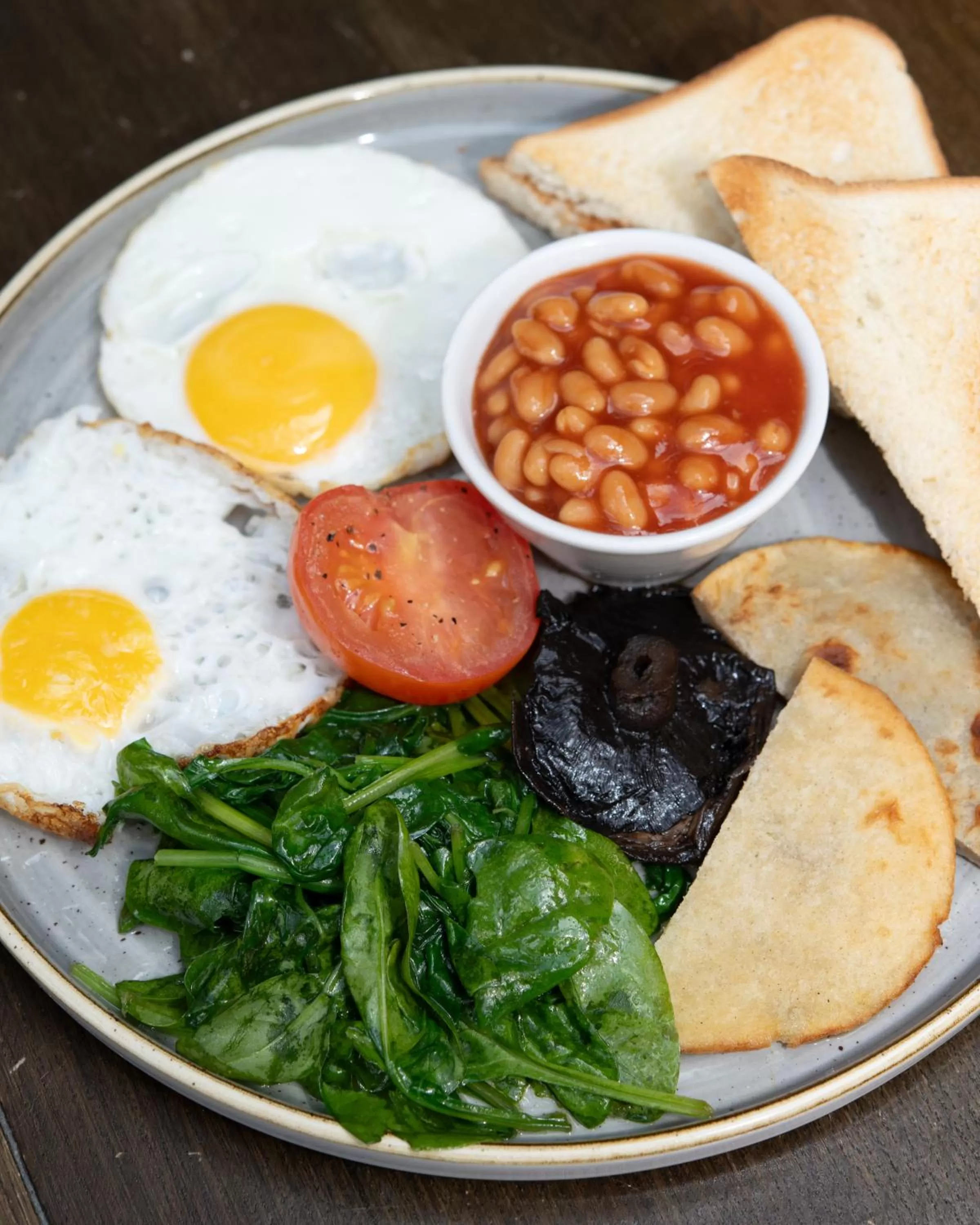 Restaurant/places to eat in Kew Gardens Hotel