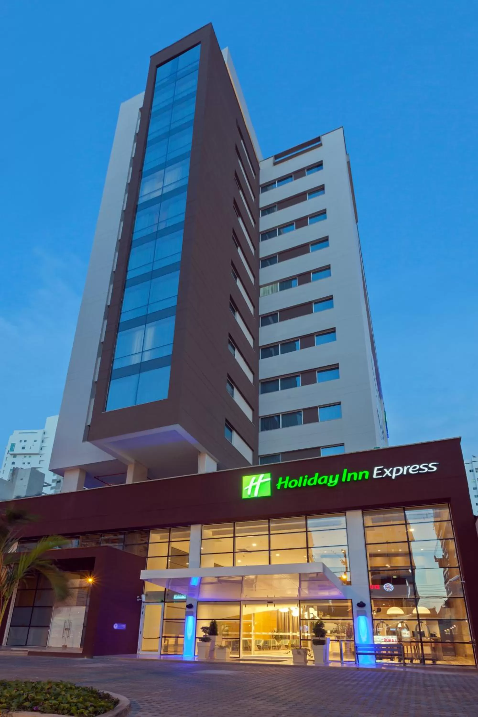 Property building in Holiday Inn Express - Cartagena Bocagrande by IHG