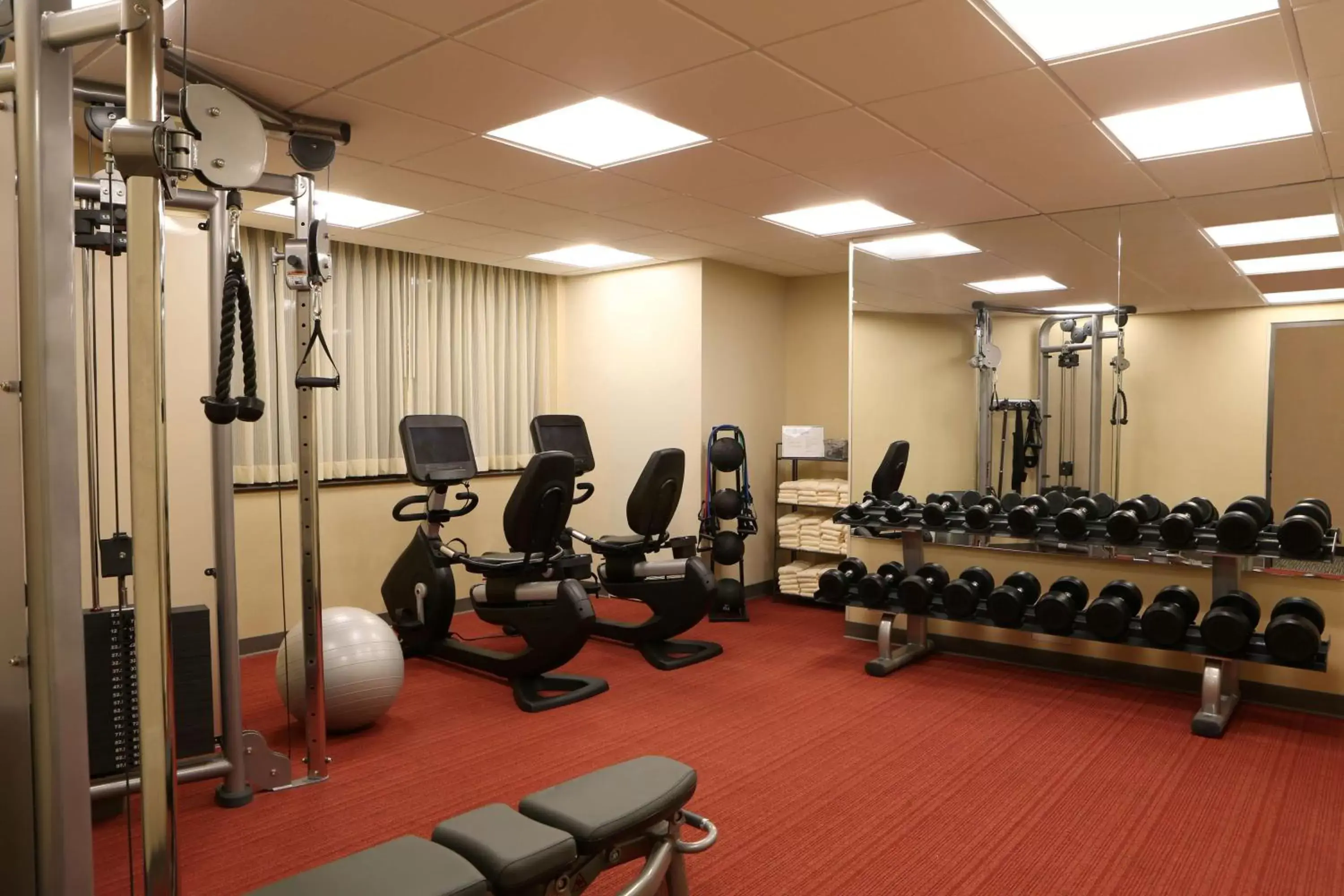 Fitness centre/facilities in Hyatt Place Flushing/LGA Airport Fitness centre/facilities in Hyatt Place Flushing/LGA Airport