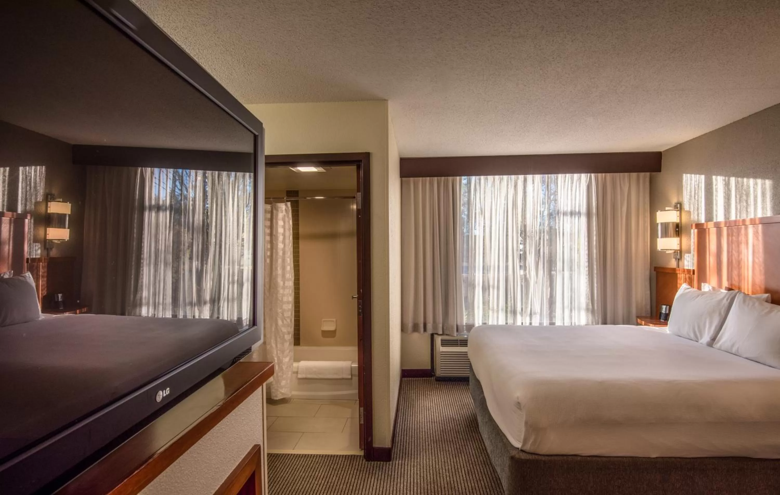King Room with Sofa Bed and Accessible Tub - Disability Access in Hyatt Place Columbia/Harbison