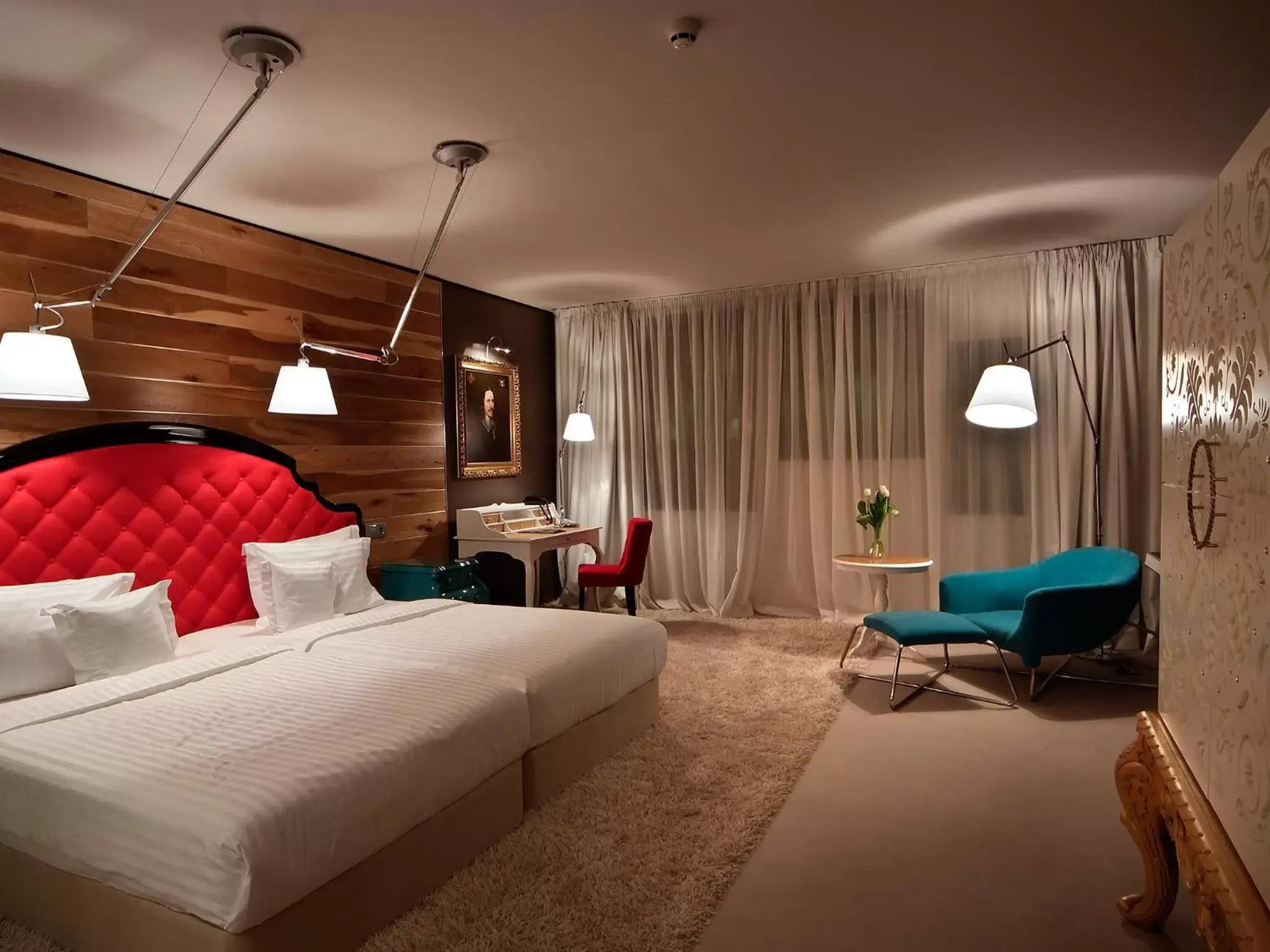 Photo of the whole room, Bed in Graffit Gallery Design Hotel