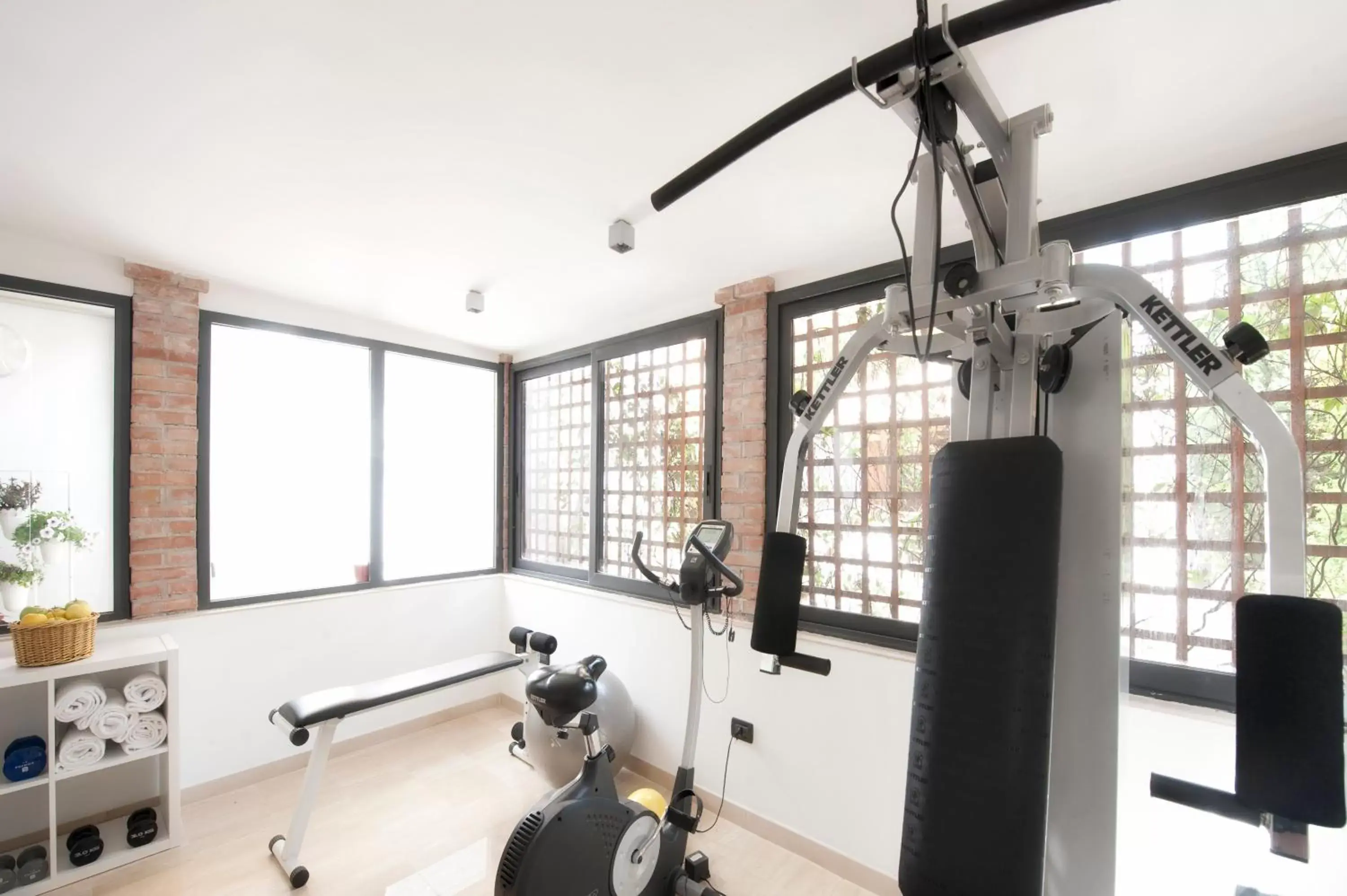 Fitness centre/facilities, Bathroom in Best Western Ars Hotel