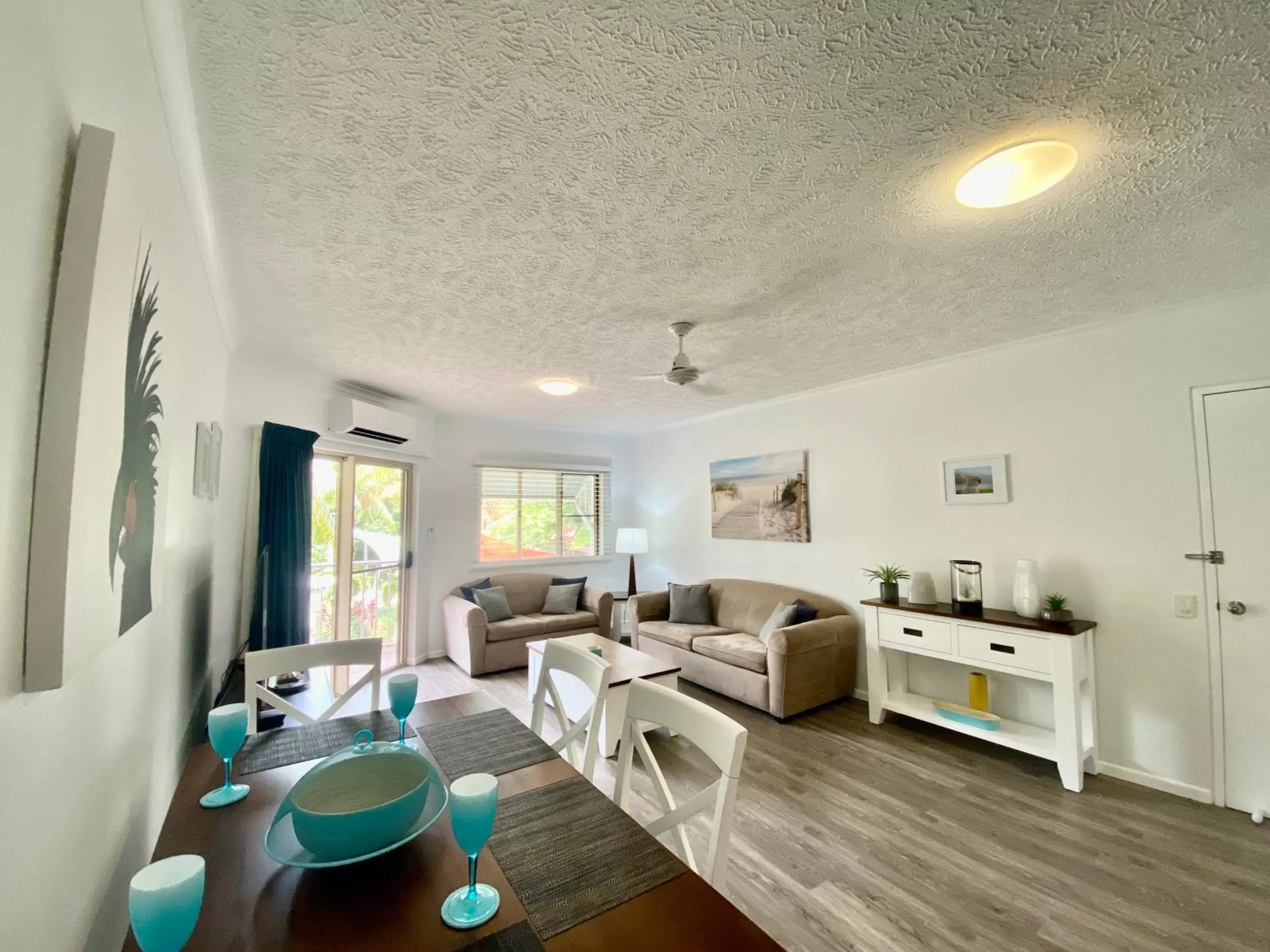 Living room in Cairns Beach Resort