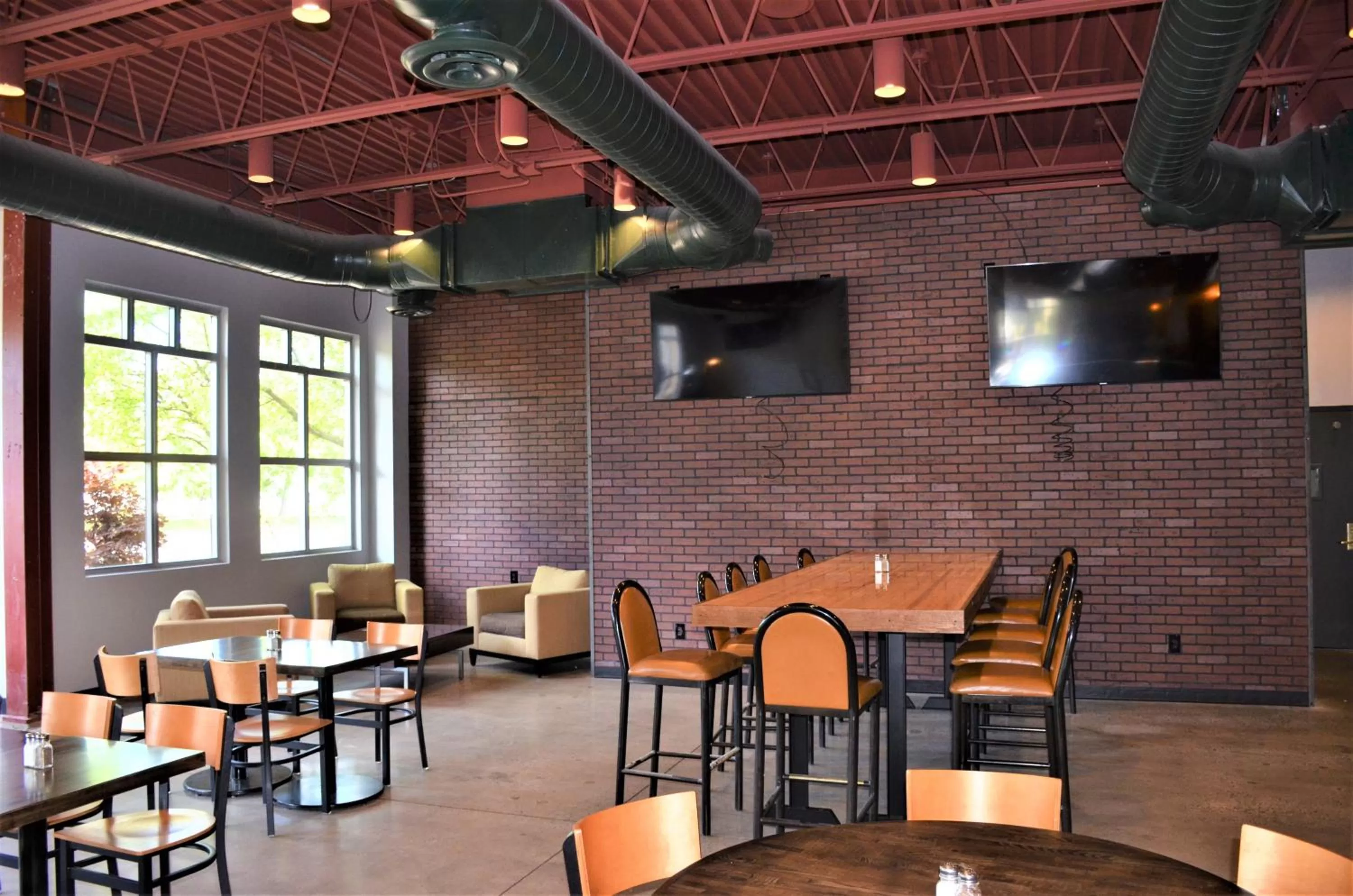 Restaurant/places to eat in Burrstone Inn, an Ascend Collection Hotel