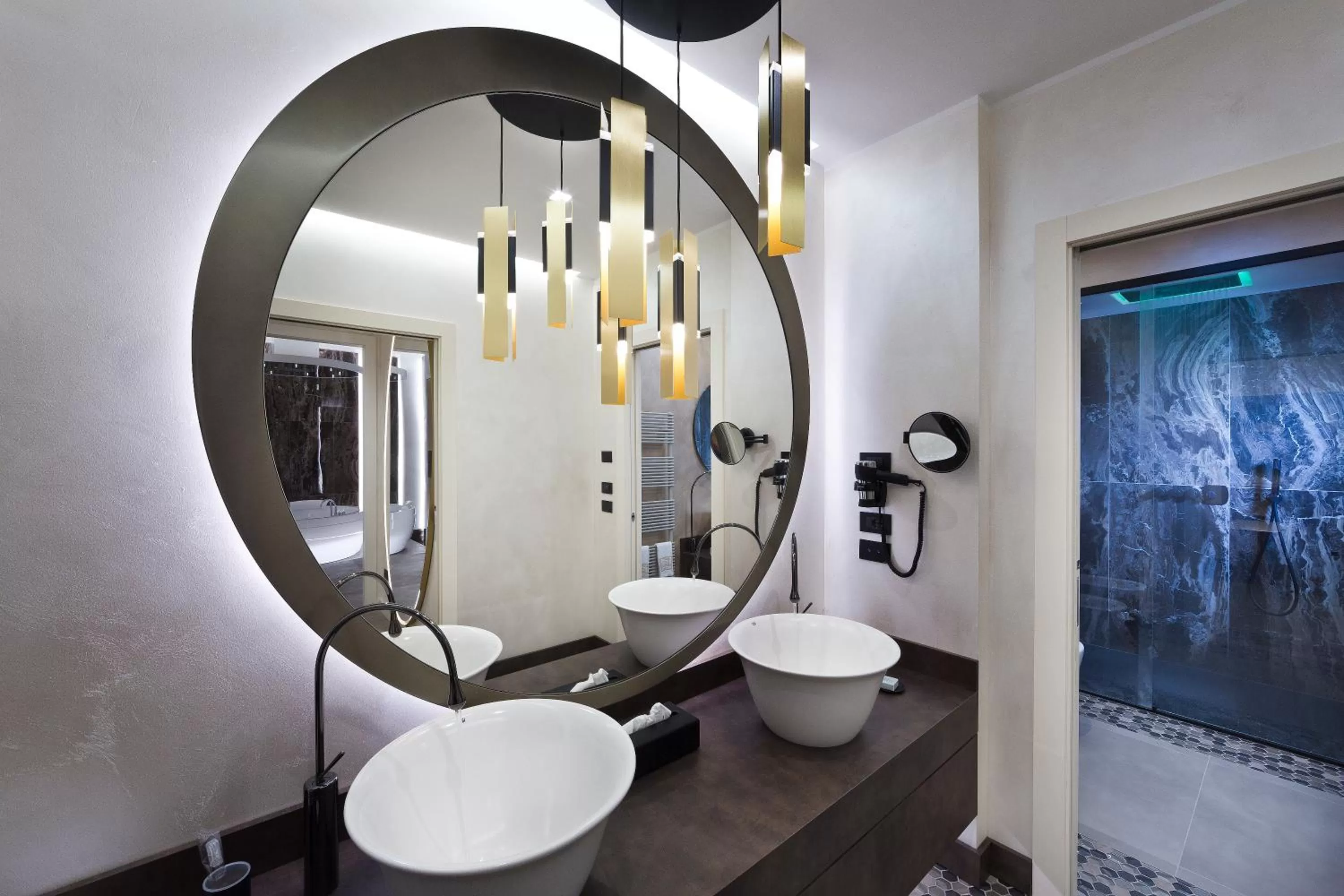 Vip's Motel Luxury Accommodation & Spa