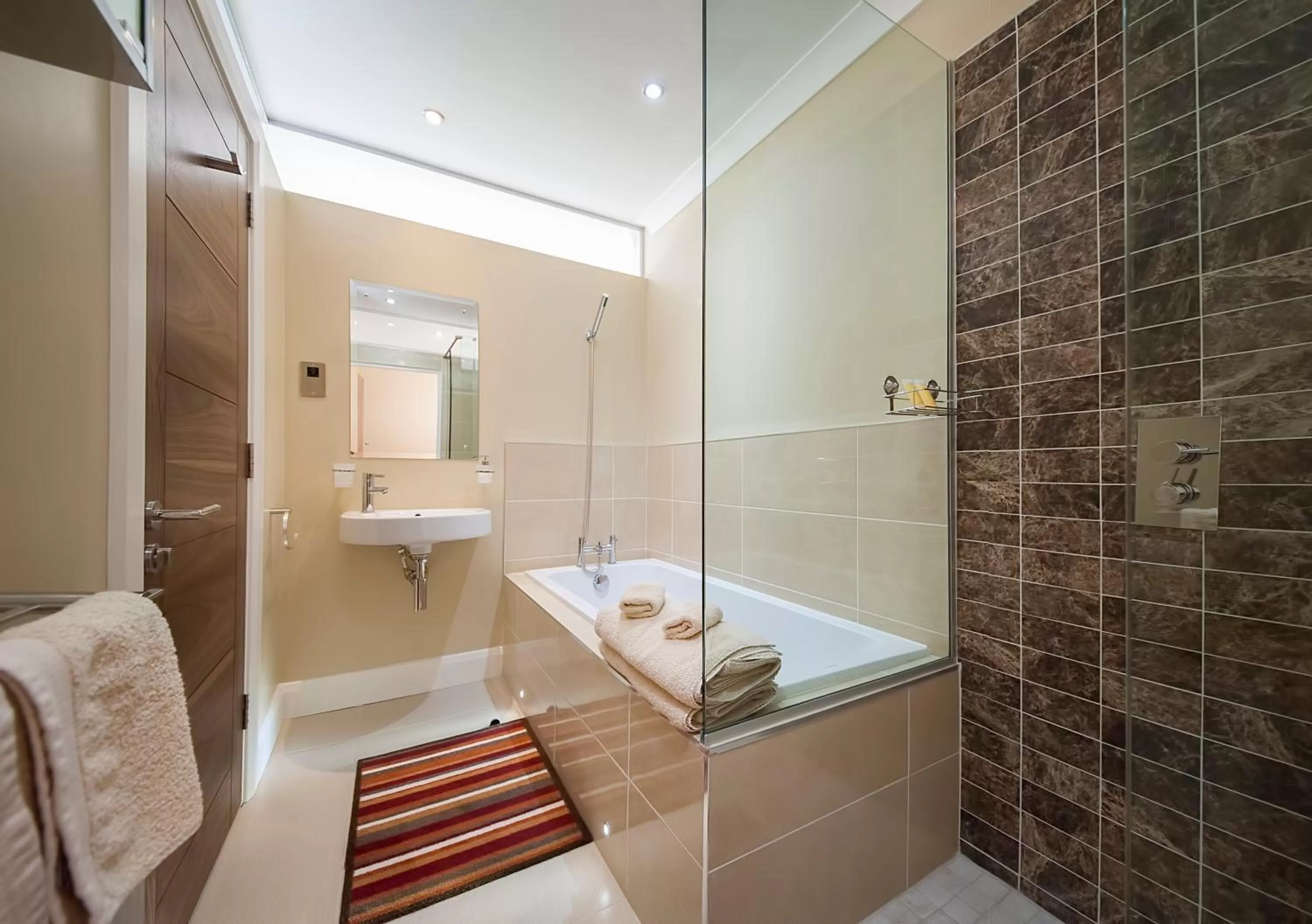 Bathroom in Sea Breeze Lodge B&B Galway