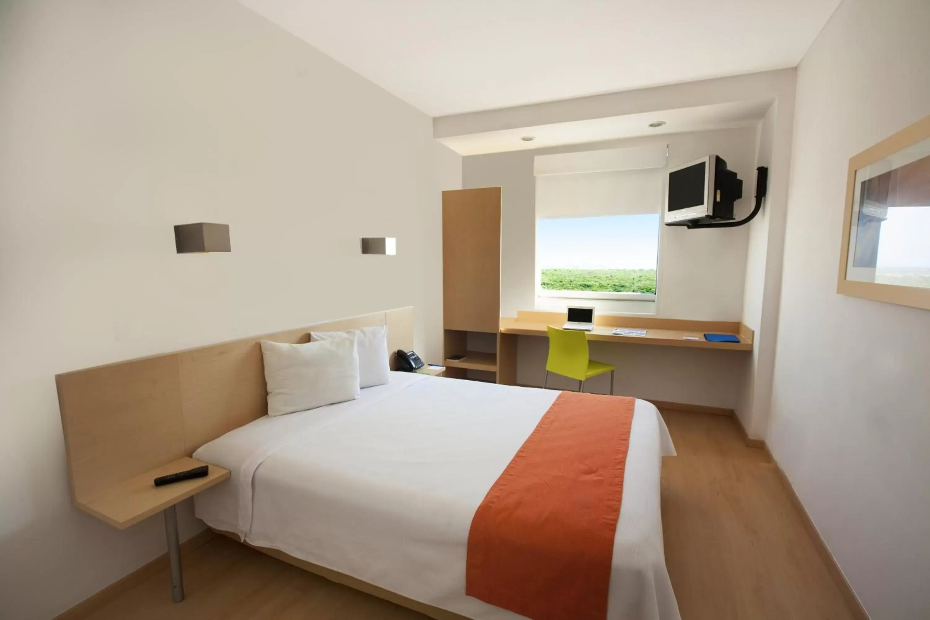 Superior Queen Room in One Monterrey Aeropuerto Superior Queen Room in One Monterrey Aeropuerto