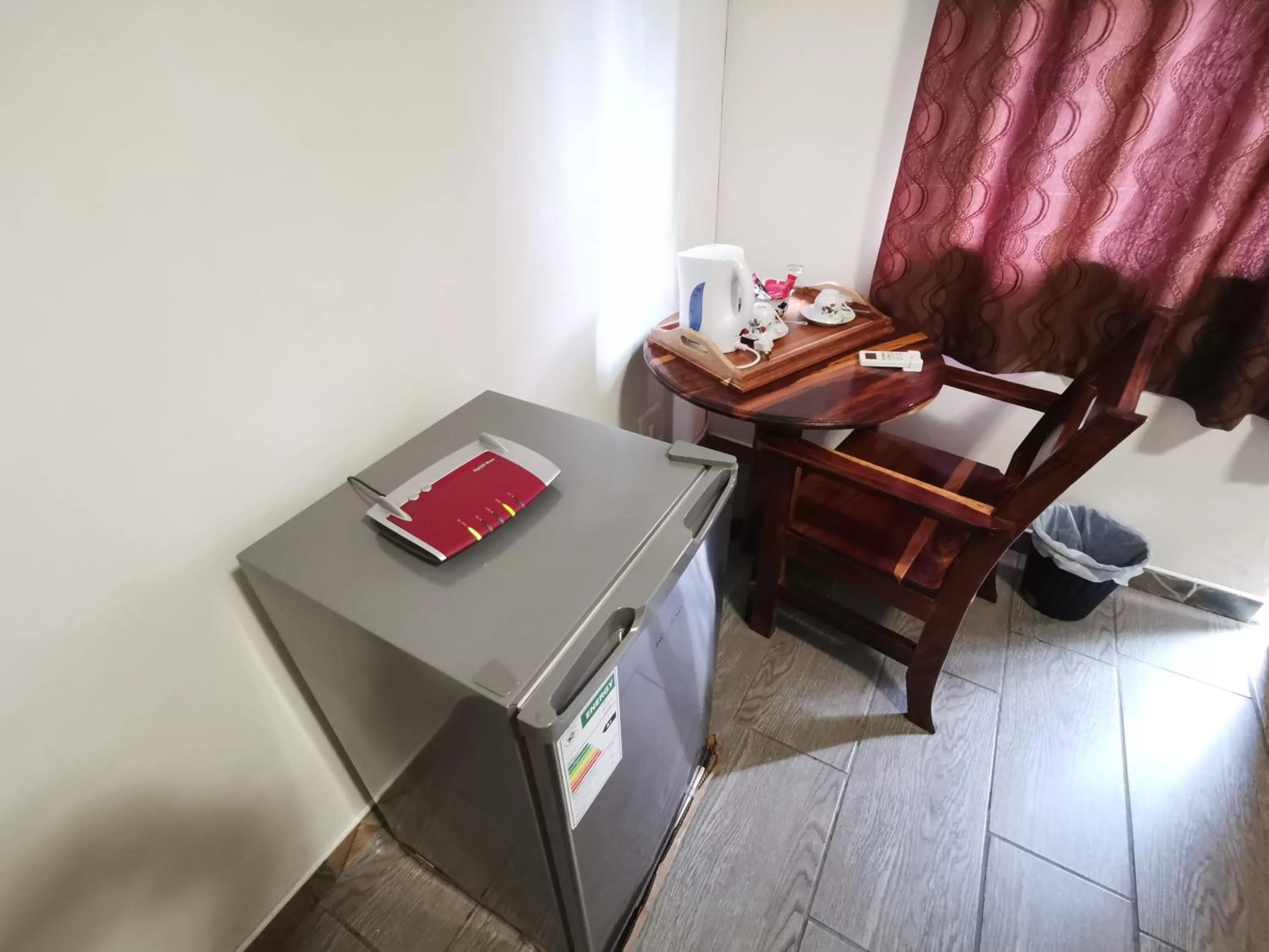 TV/Entertainment Center in Happy Forest B&B