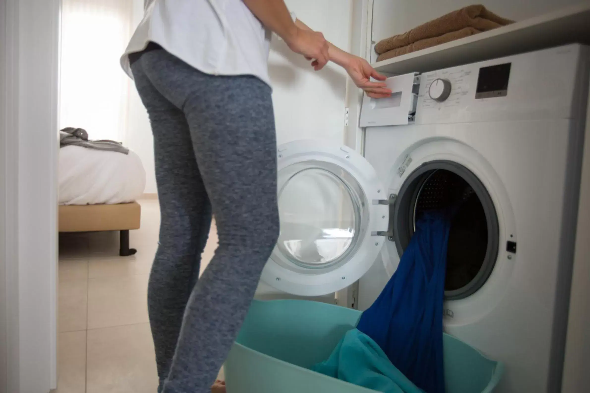 washing machine in Nazaret Apartments