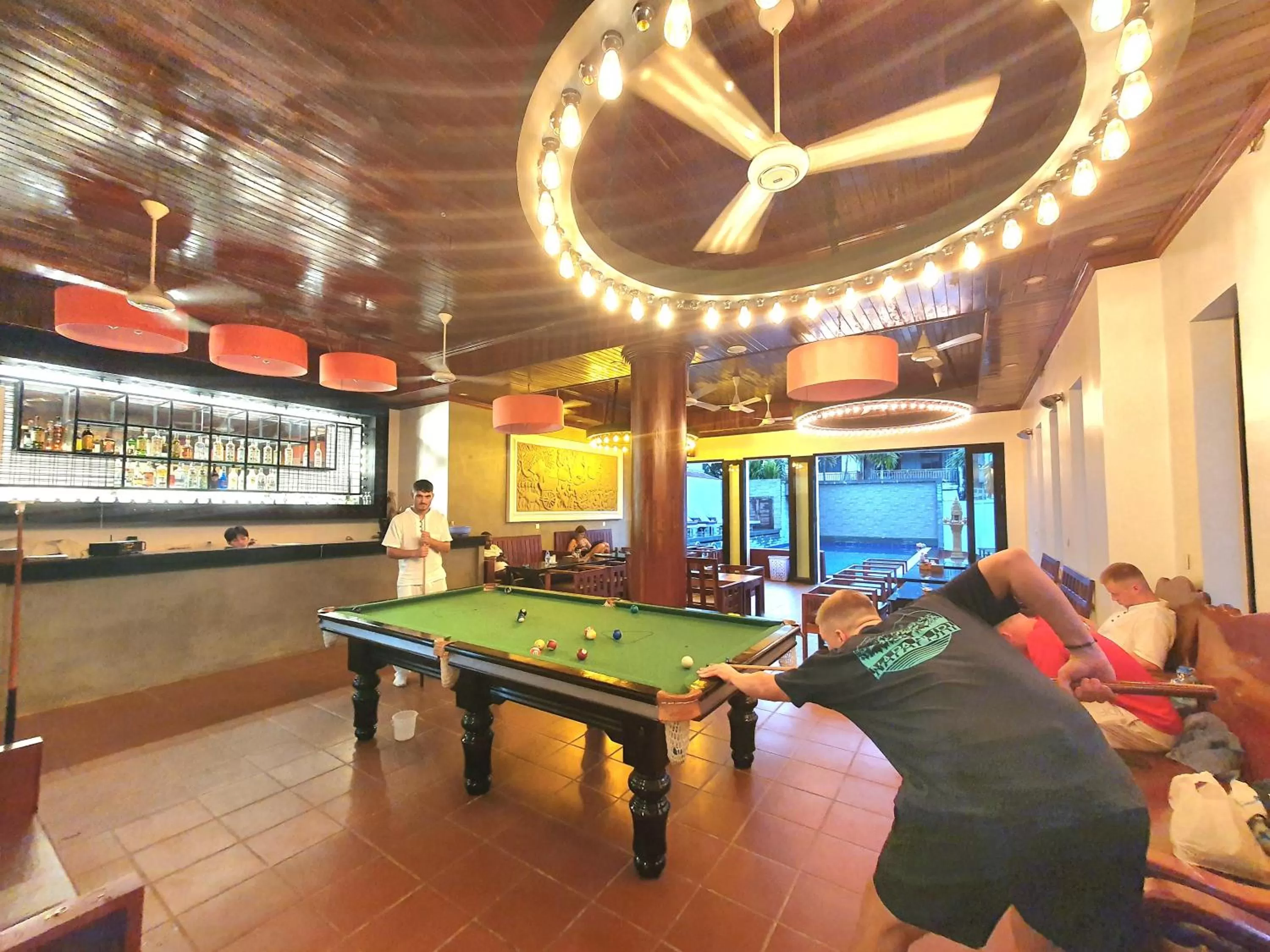 Restaurant/places to eat, Billiards in Long Night Siem Reap Hotel