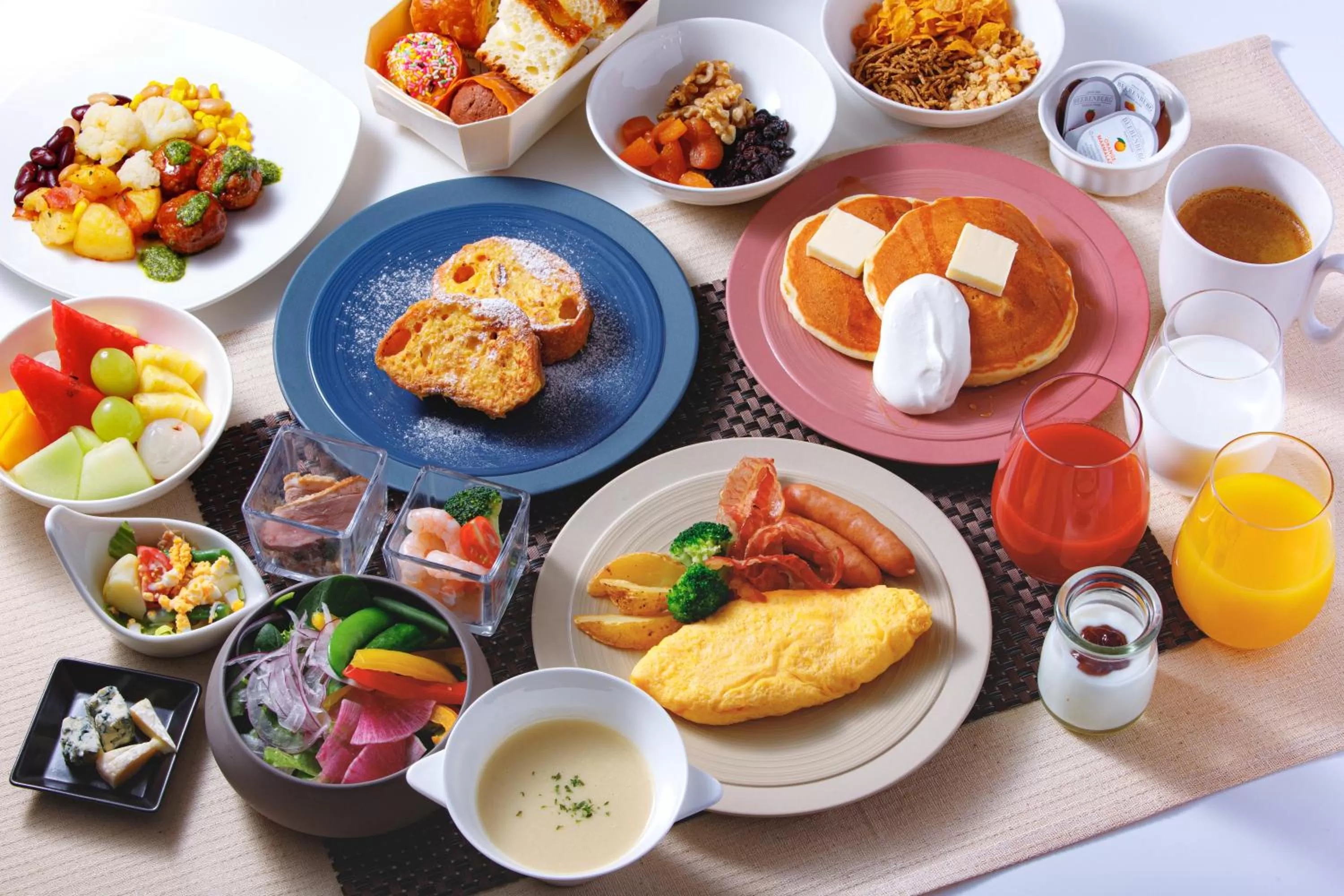 Breakfast in ANA Crowne Plaza Osaka by IHG