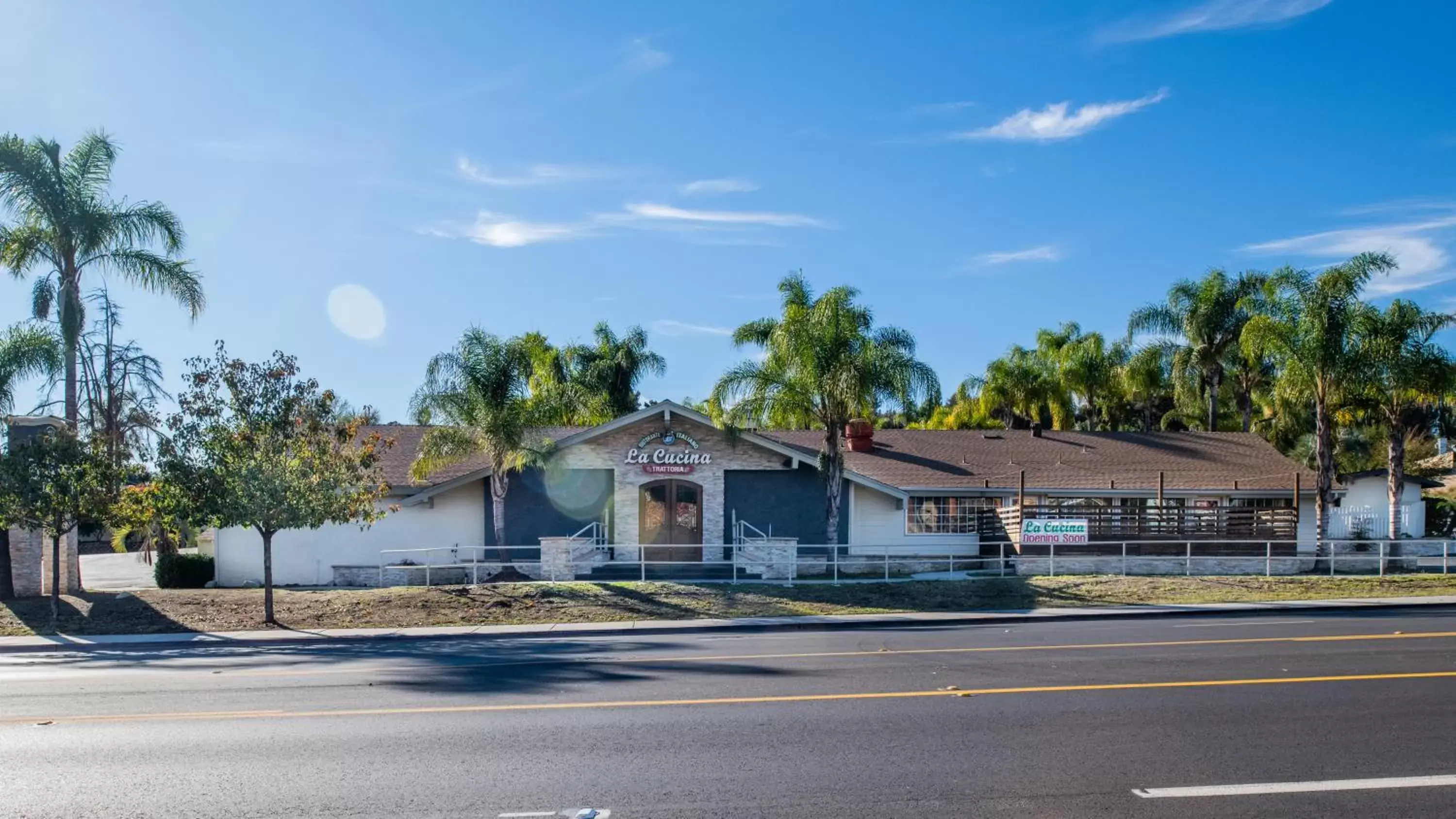 Property Building in Fallbrook Country Inn