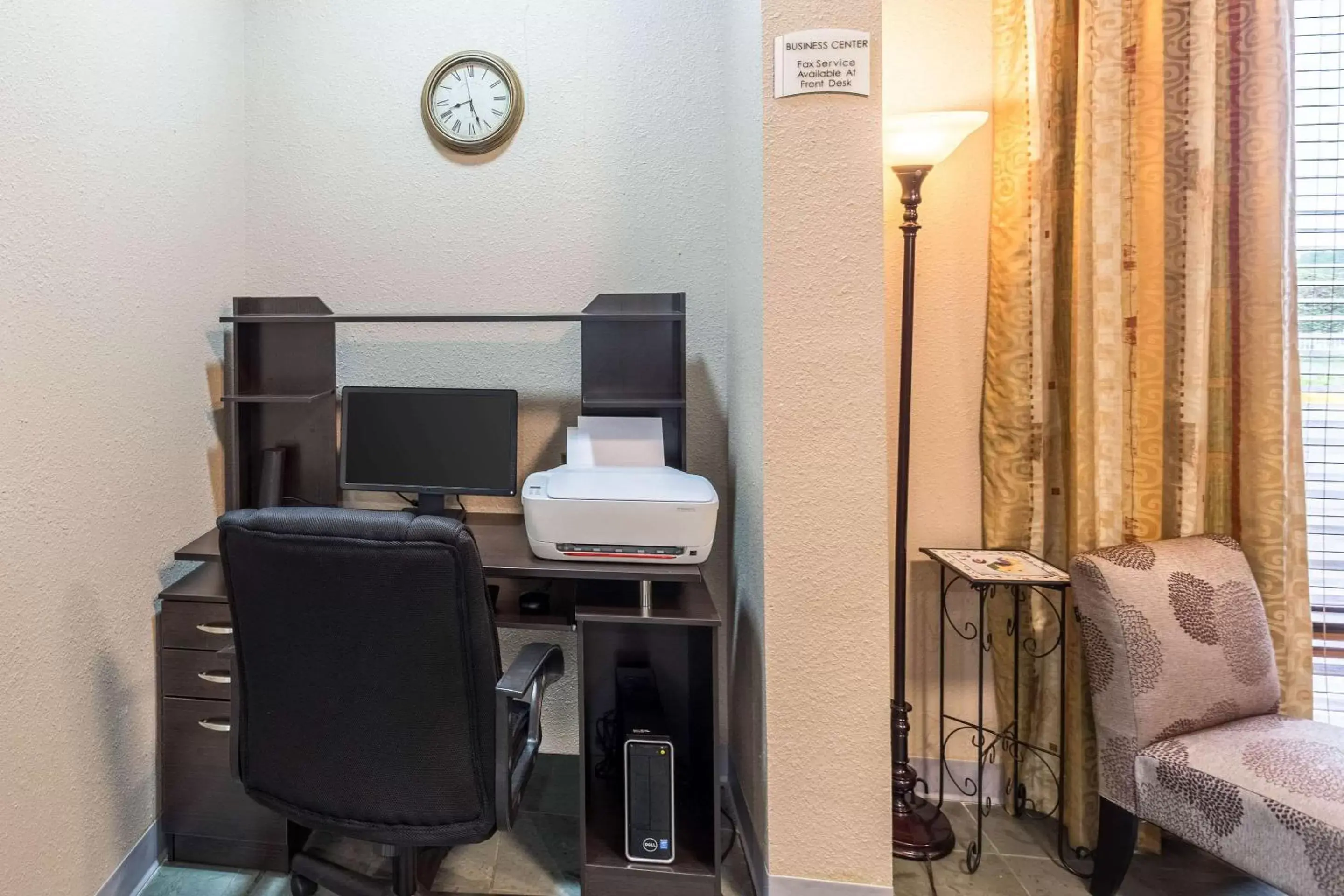 On site, Bed in Quality Inn & Conference Center On site, Bed in Quality Inn & Conference Center