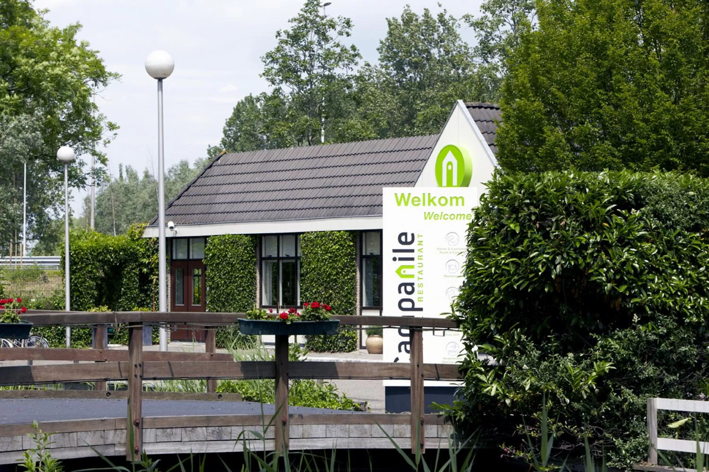 Facade/entrance in Campanile Hotel & Restaurant Gouda