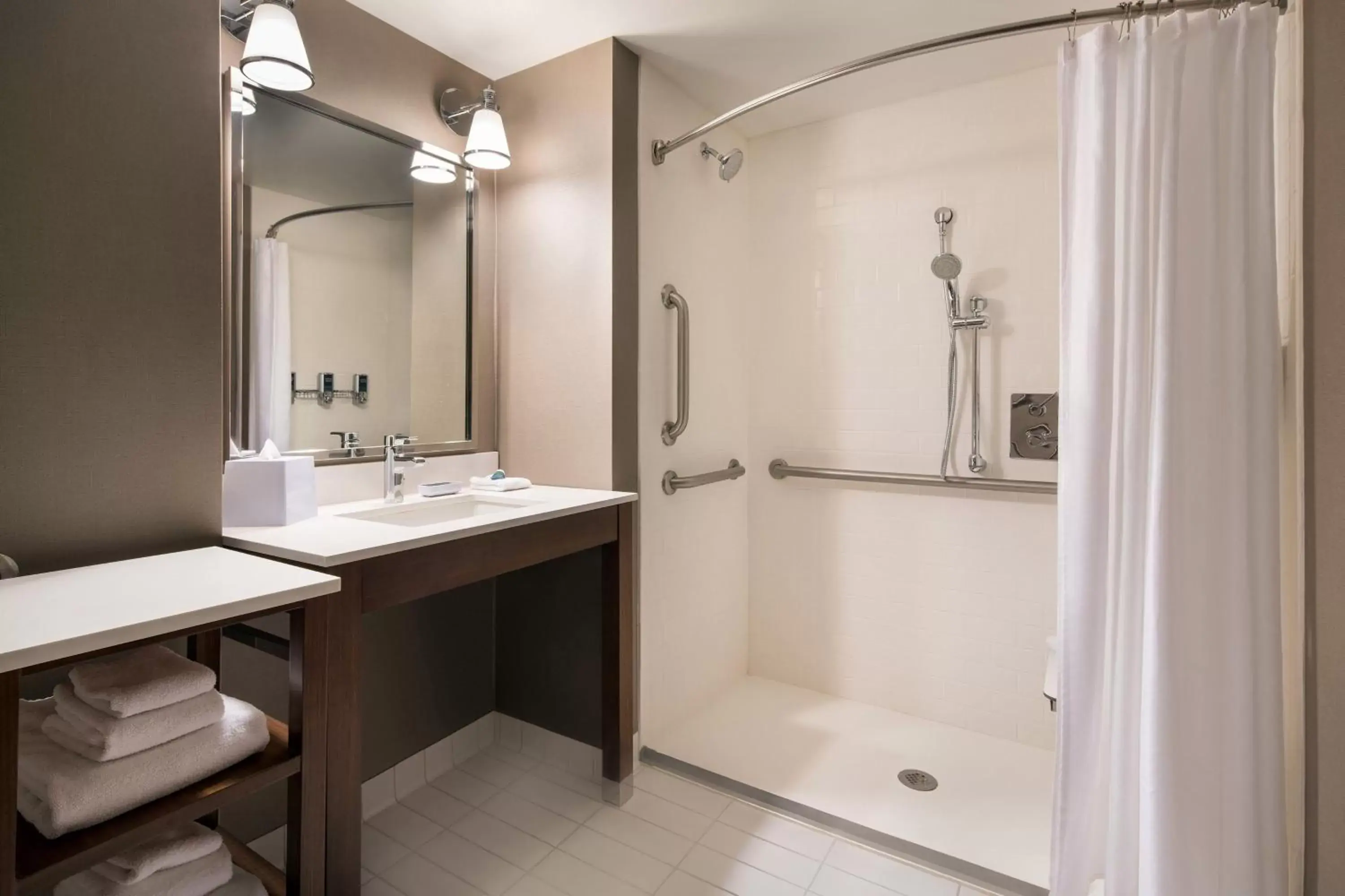 Bathroom in Four Points by Sheraton at Phoenix Mesa Gateway Airport