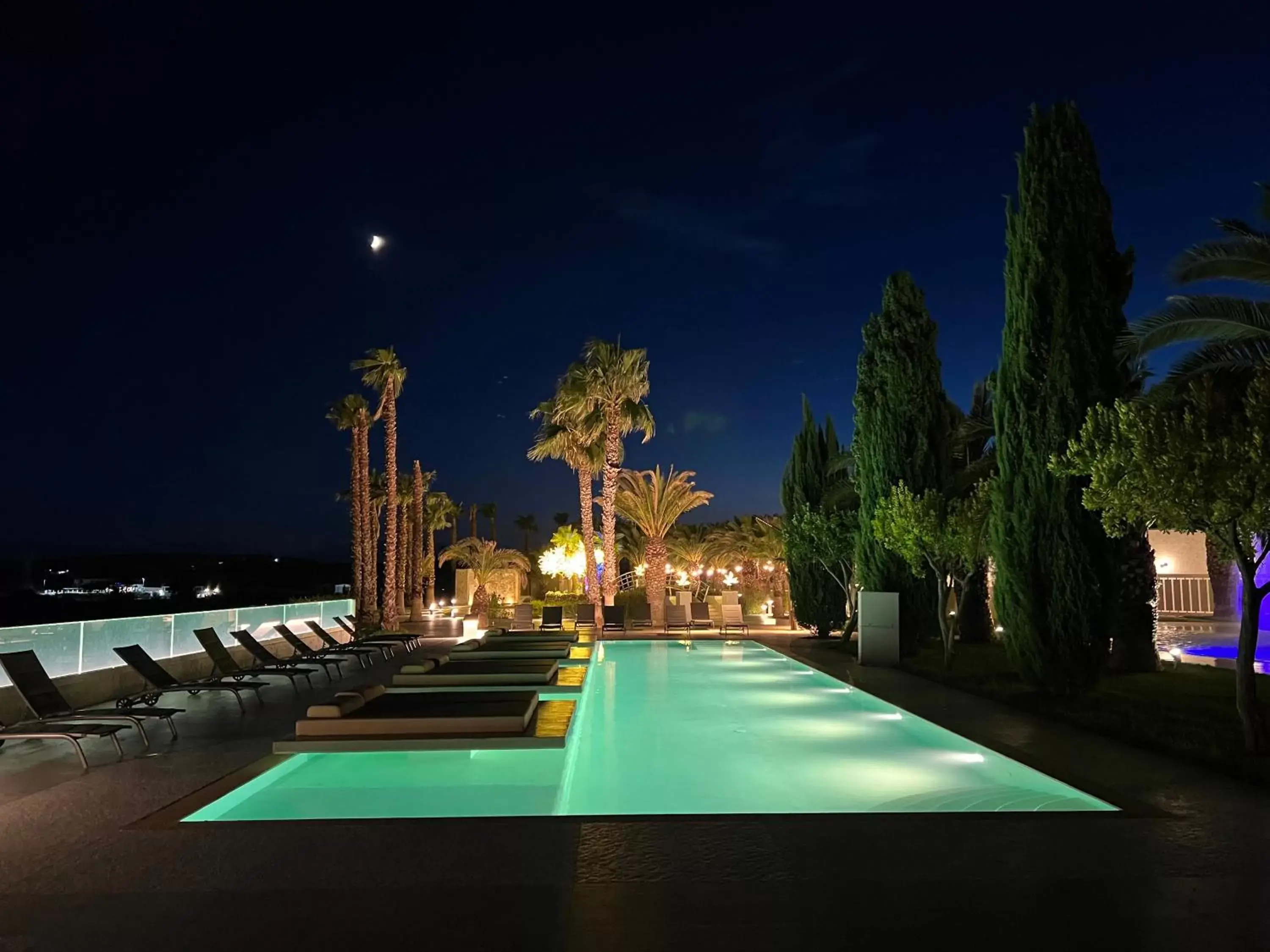 Pool view in UNA HOTELS MH Matera Pool view in UNA HOTELS MH Matera