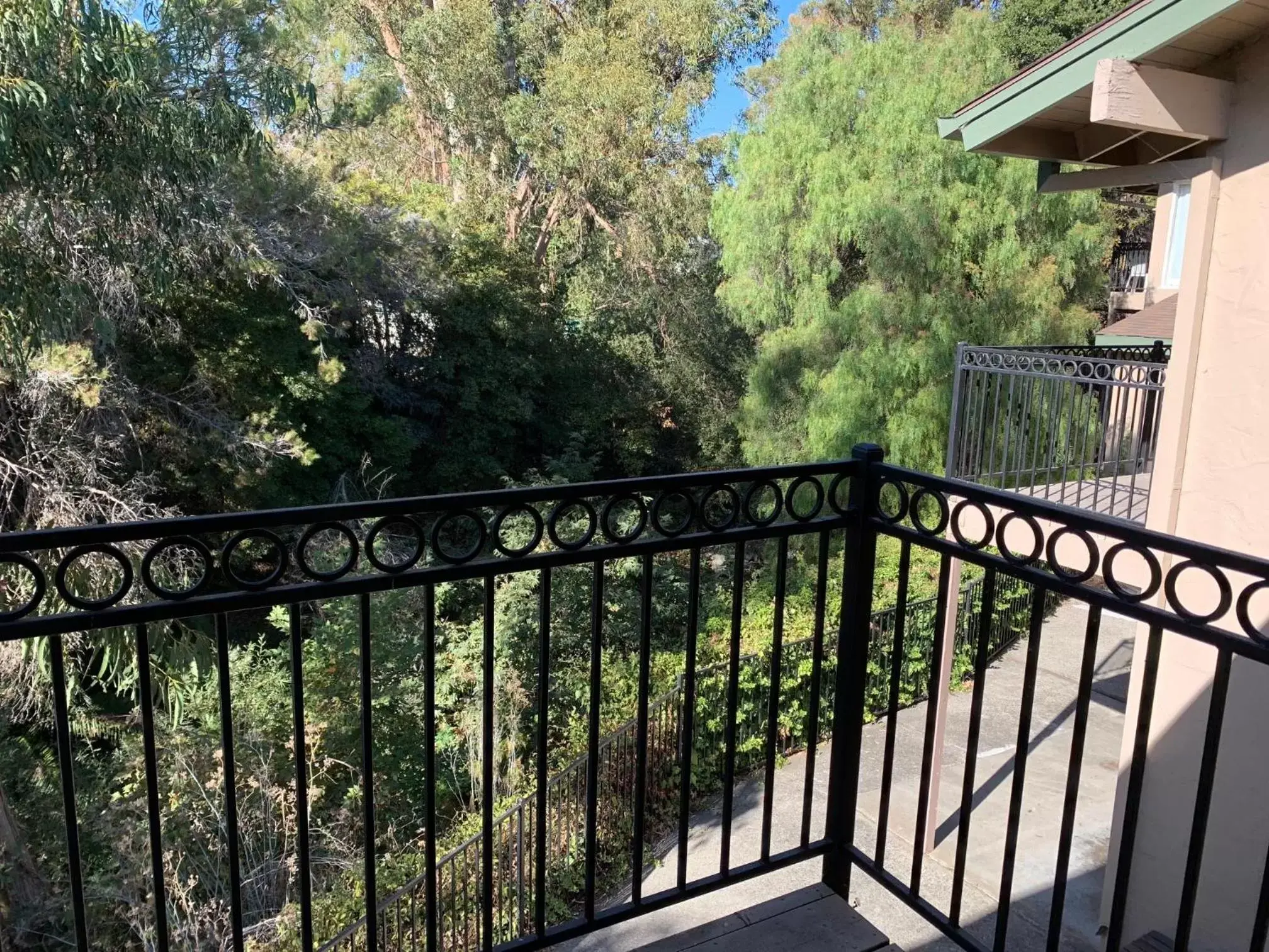 Balcony/Terrace in Olive Tree Inn & Suites