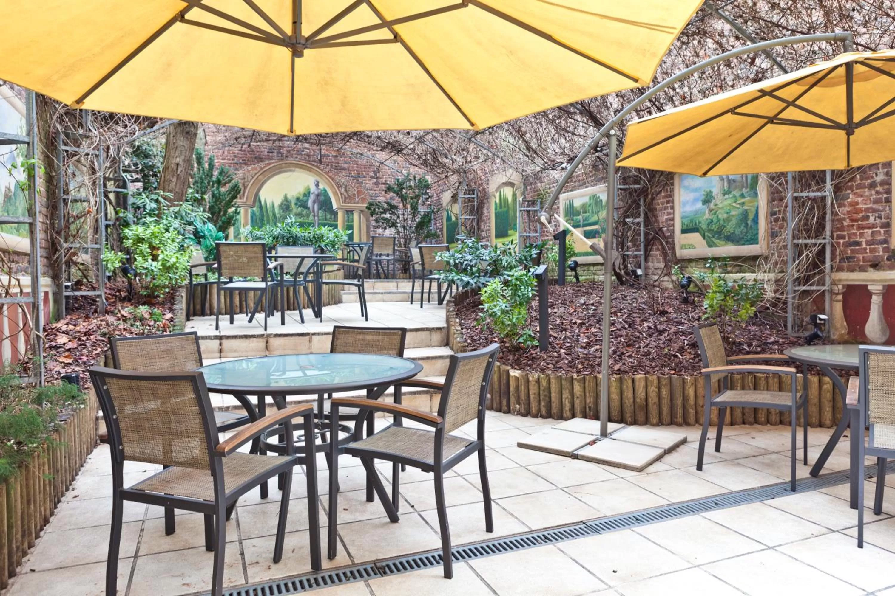 Balcony/Terrace in Hotel Le Châtelain