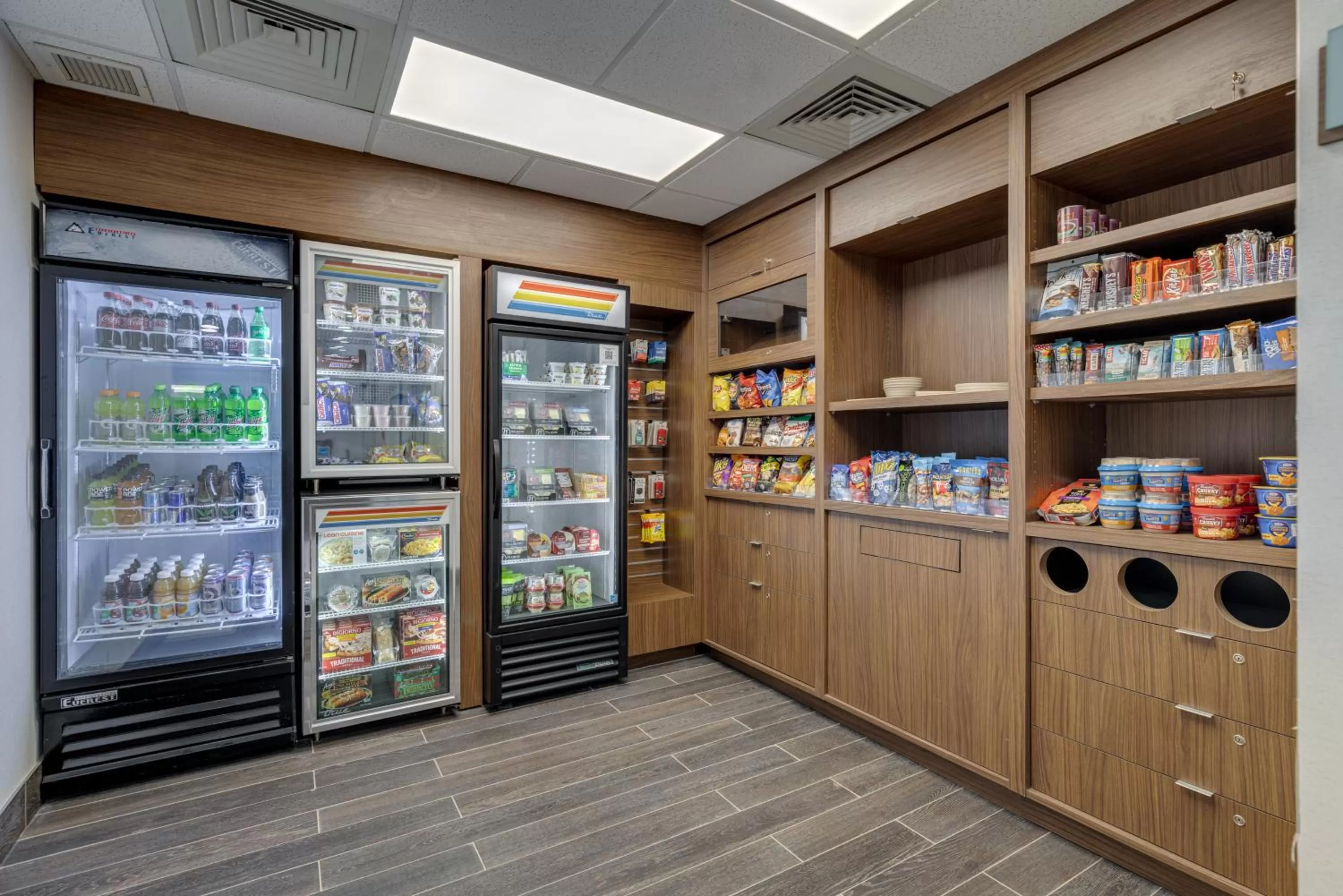 Food and drinks in MySuites Lawton