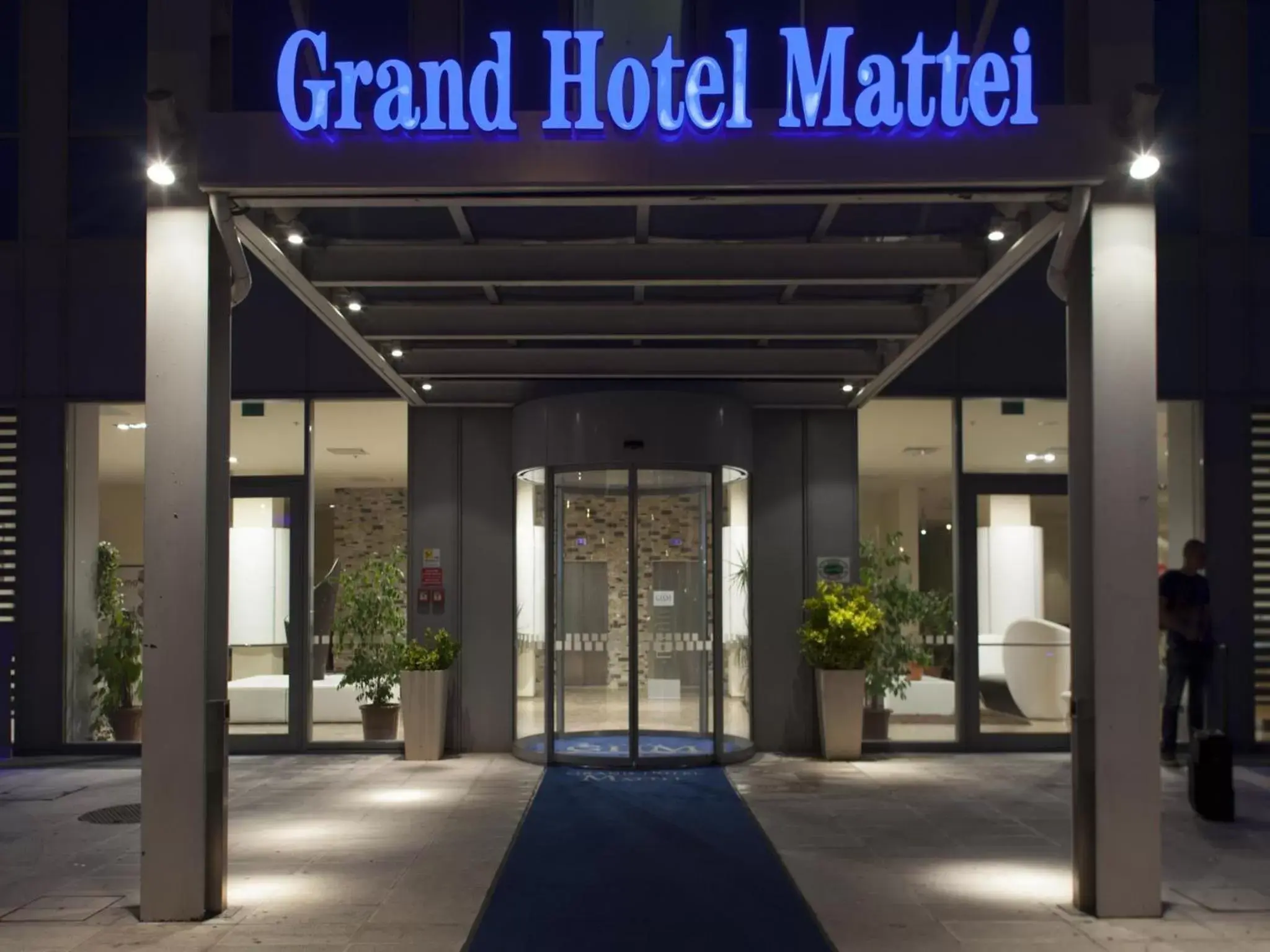 Facade/entrance in Grand Hotel Mattei