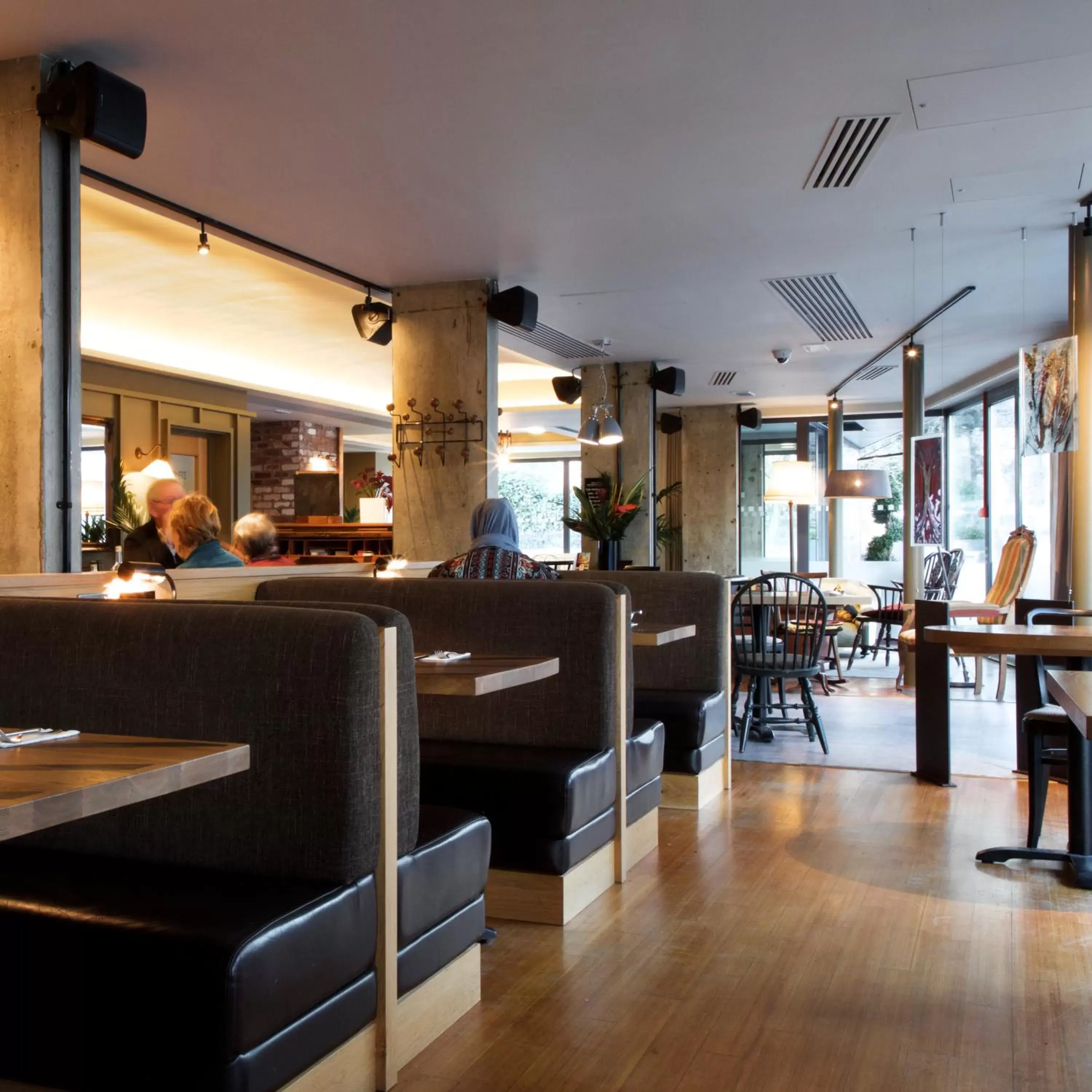 Restaurant/Places to Eat in Bermondsey Square Hotel - A Bespoke Hotel