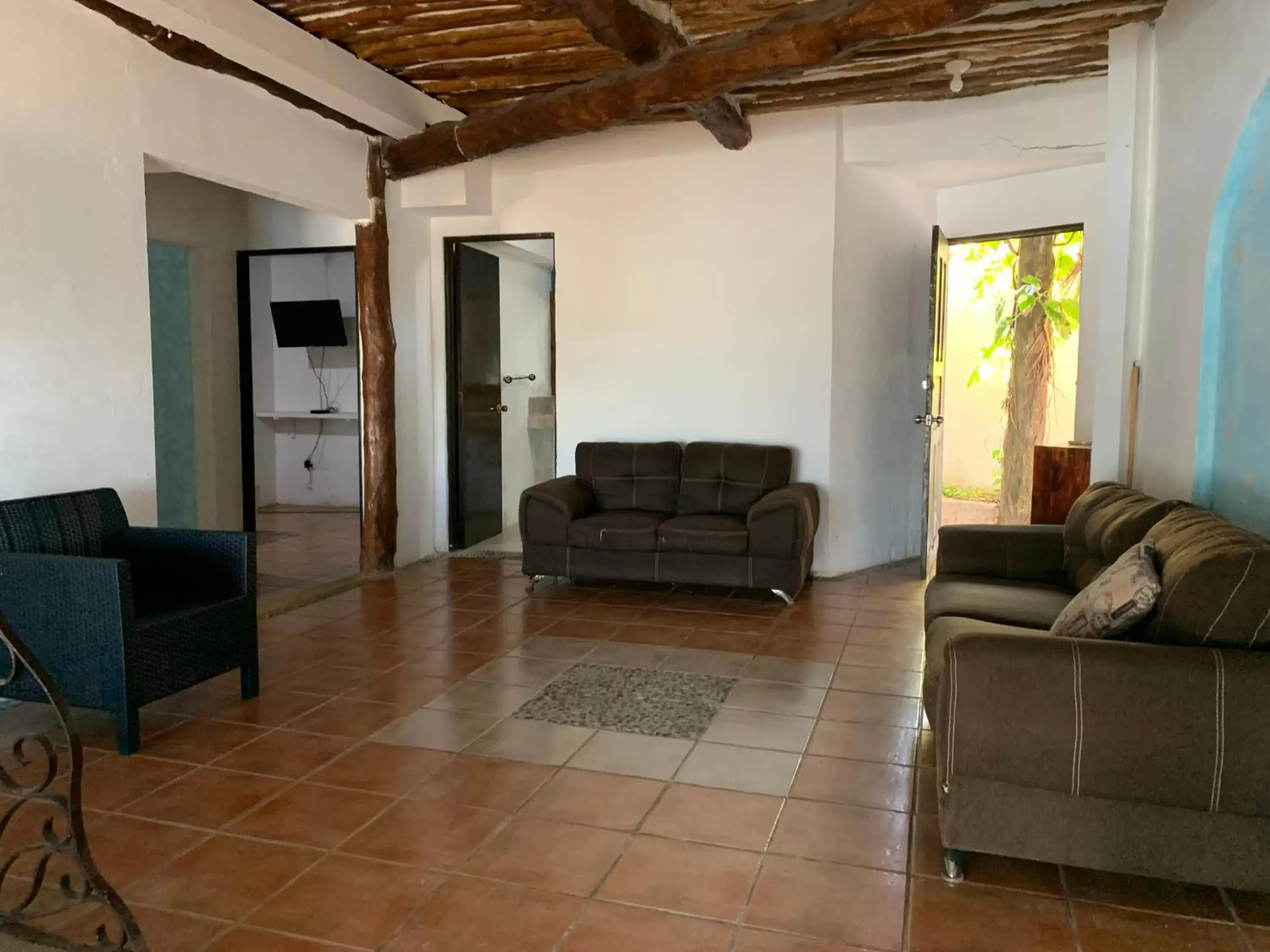 Photo of the whole room, Seating Area in Casa Caribe Cancun