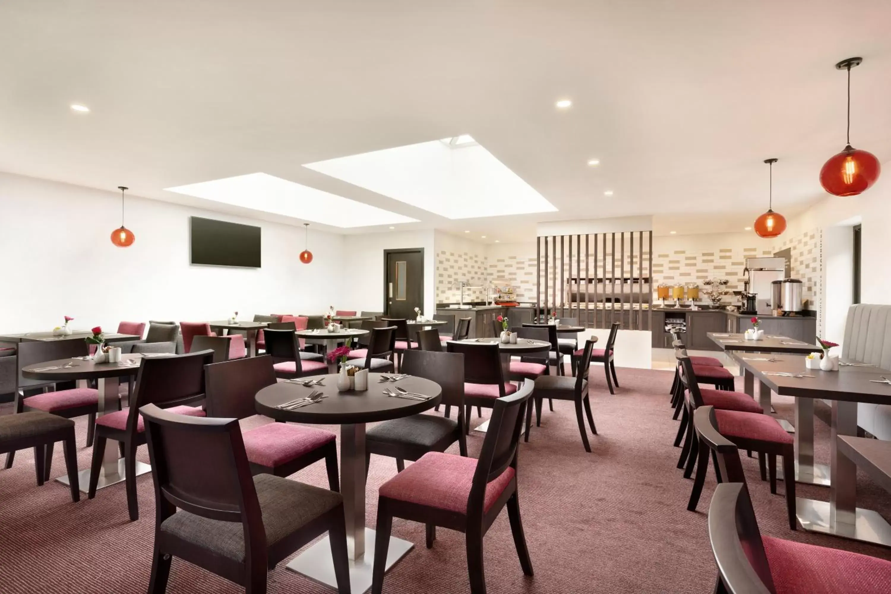Restaurant/places to eat in Ramada Bristol West Restaurant/places to eat in Ramada Bristol West